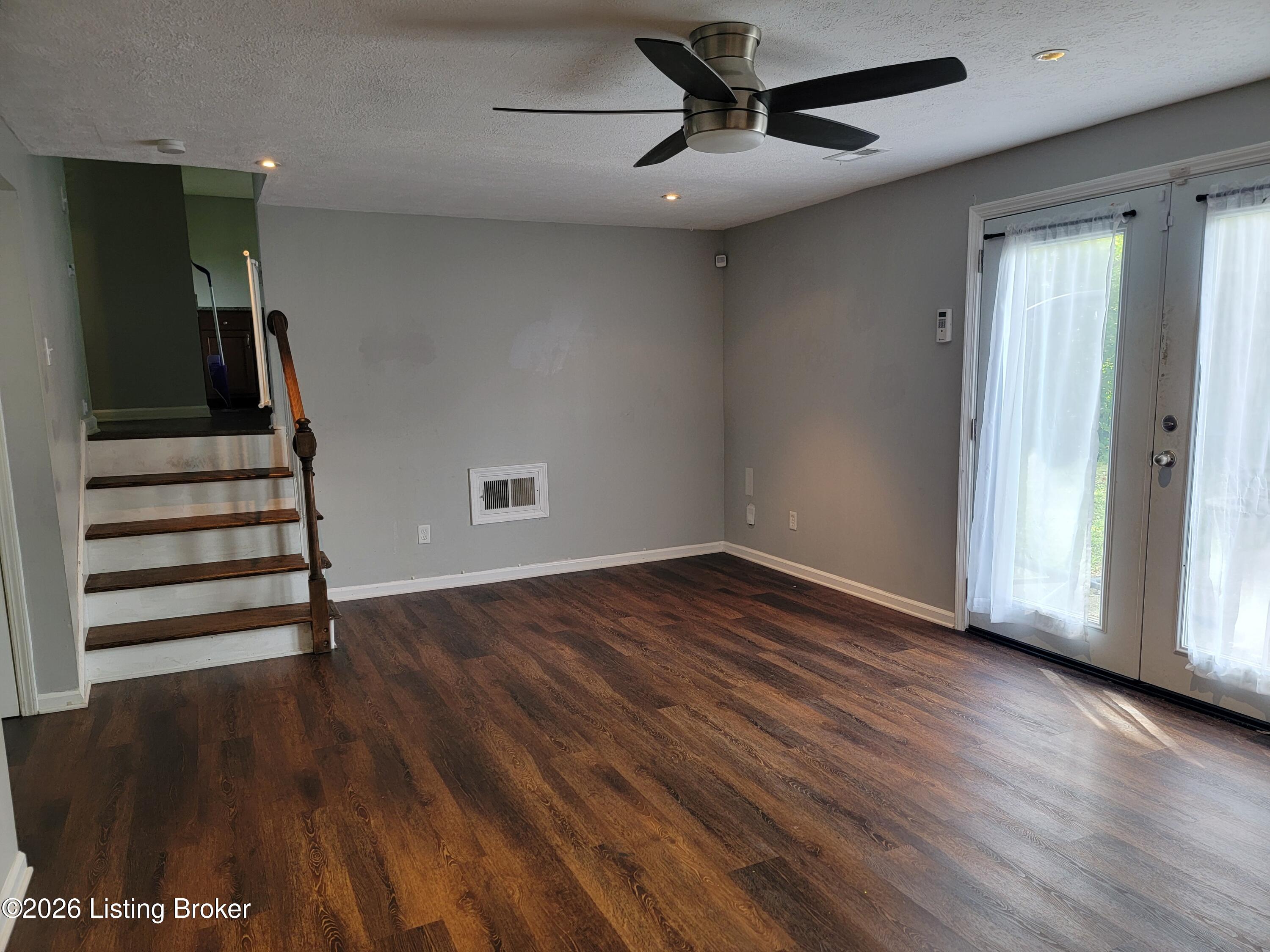 7008 S Watterson Trail Property Photo 20