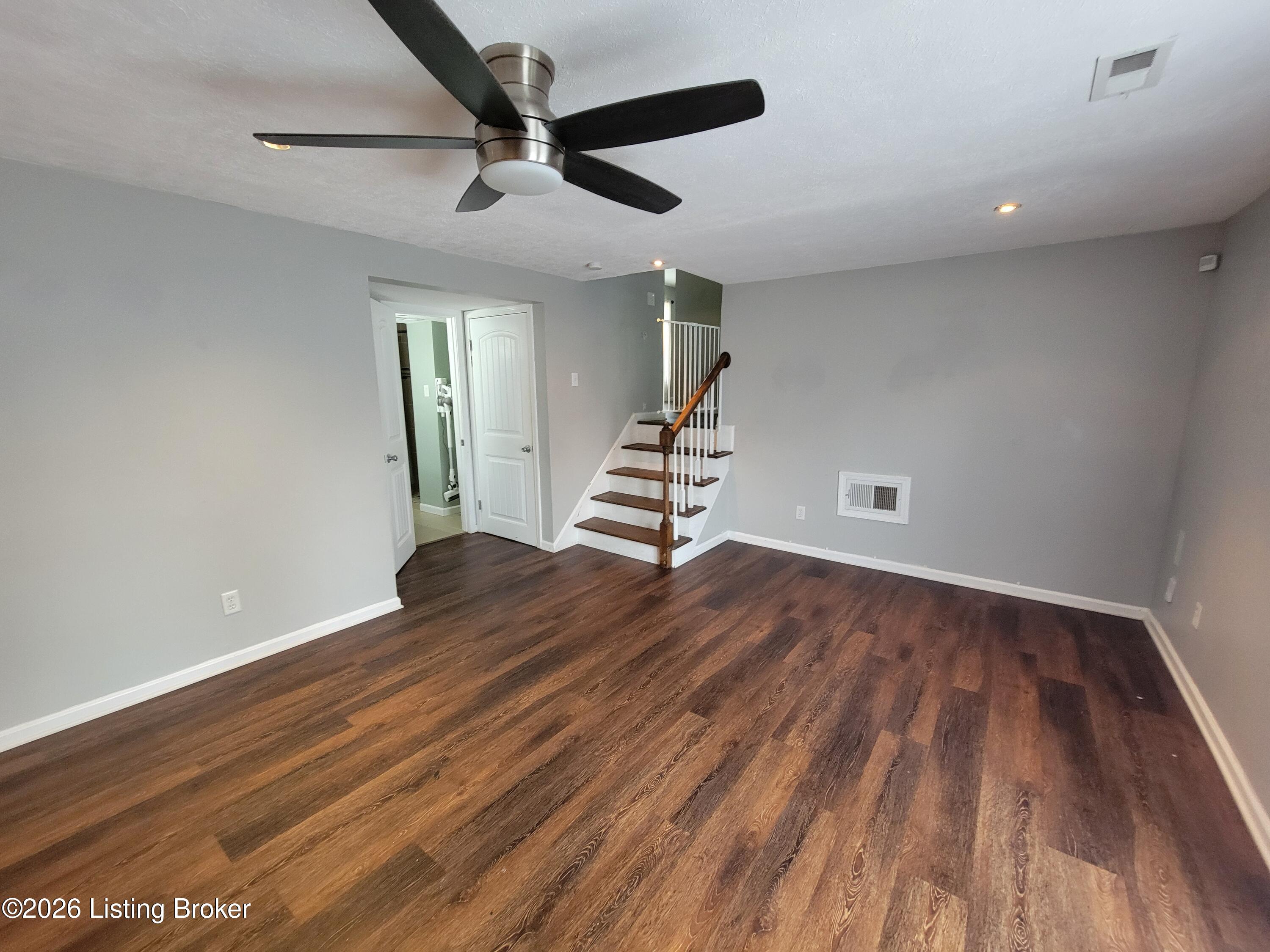 7008 S Watterson Trail Property Photo 22