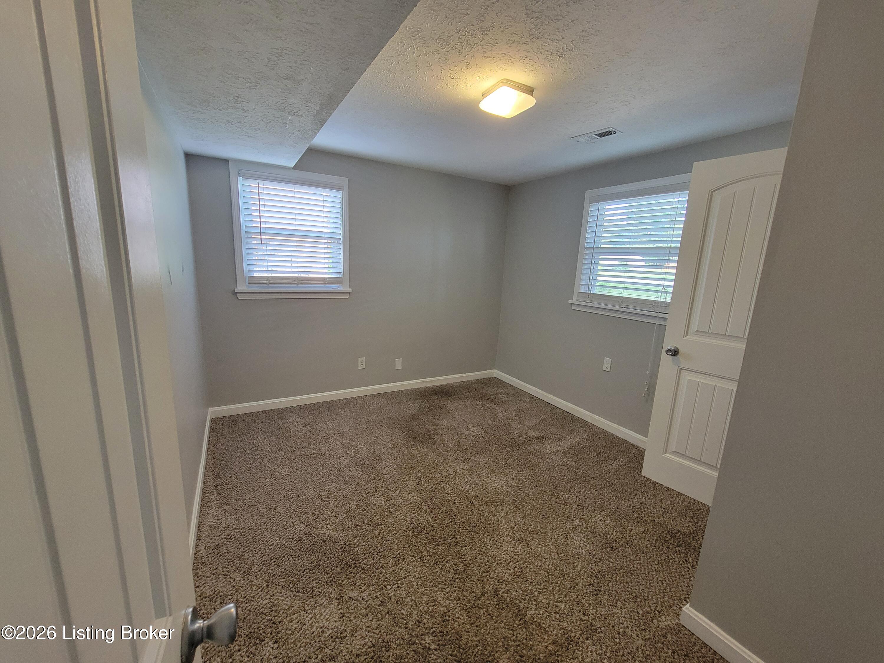7008 S Watterson Trail Property Photo 24