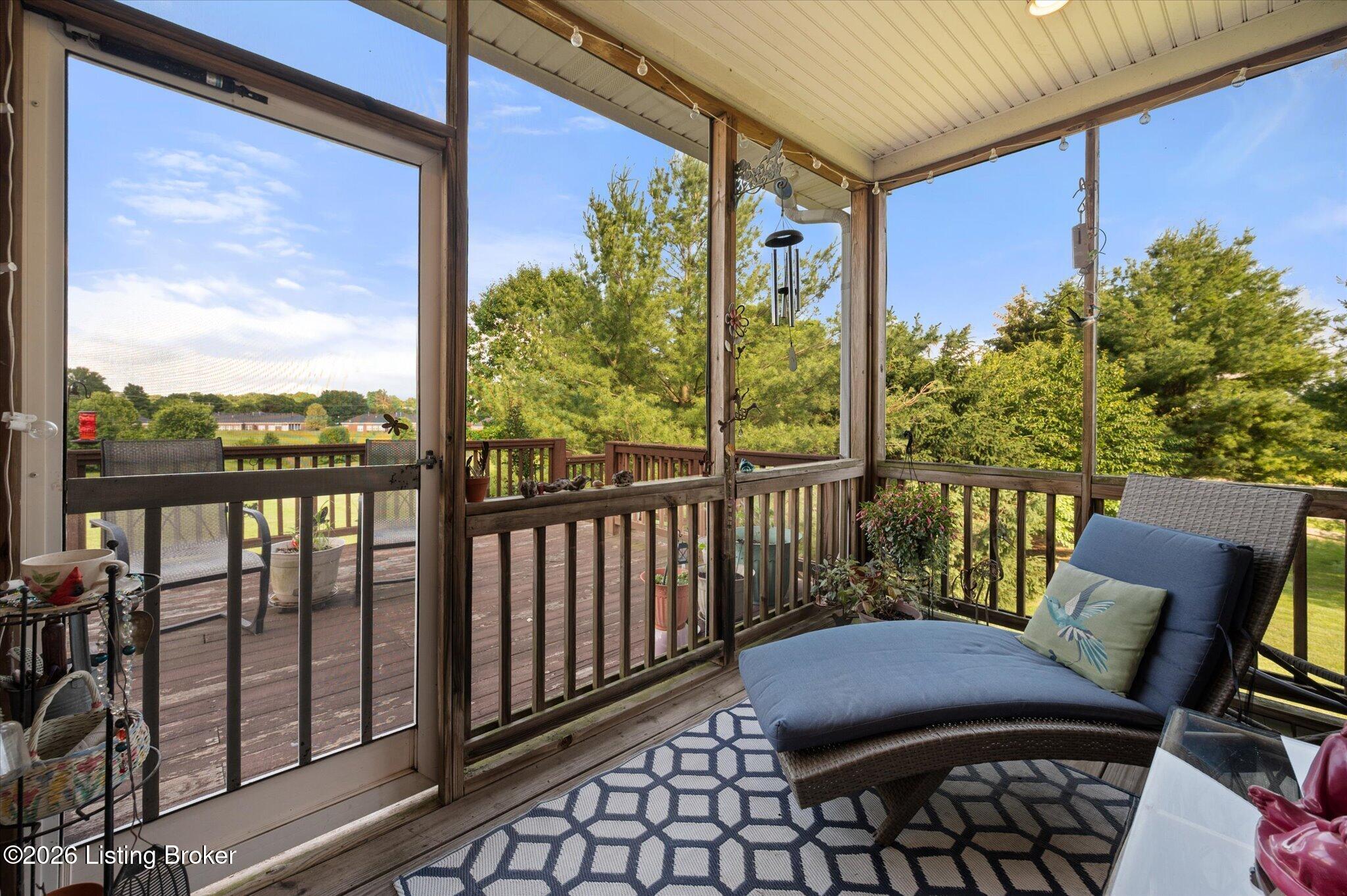 600 Ashbourne Dr Property Photo 8