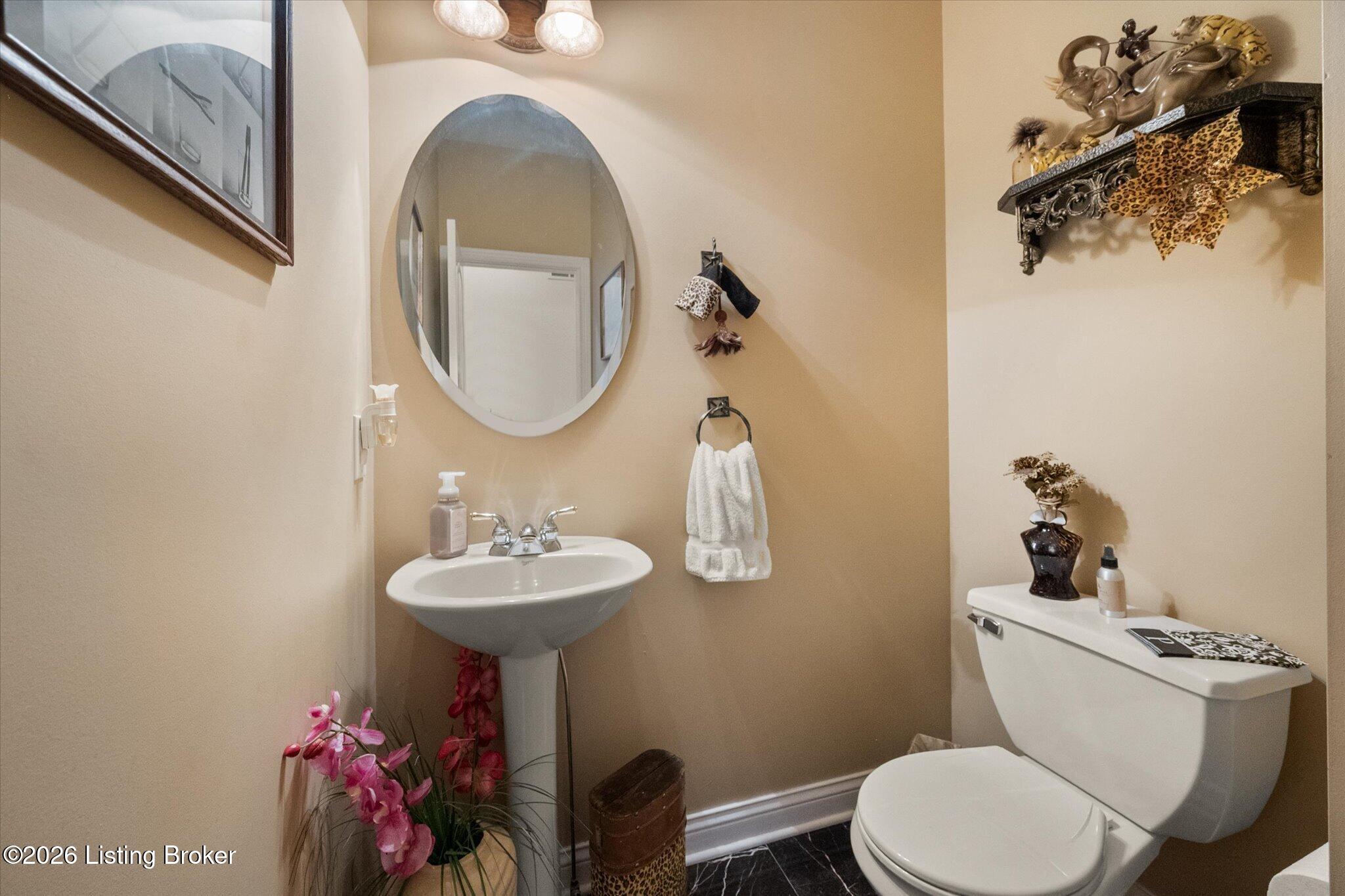 600 Ashbourne Dr Property Photo 22