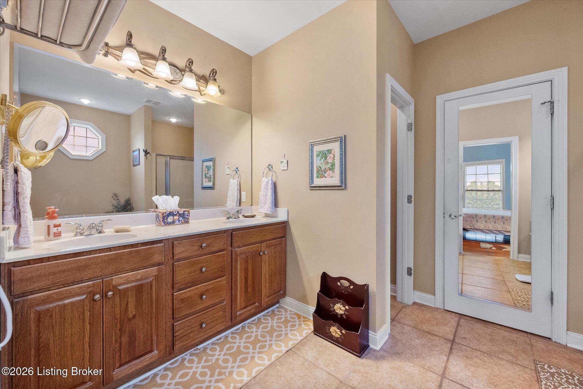 600 Ashbourne Dr Property Photo 25