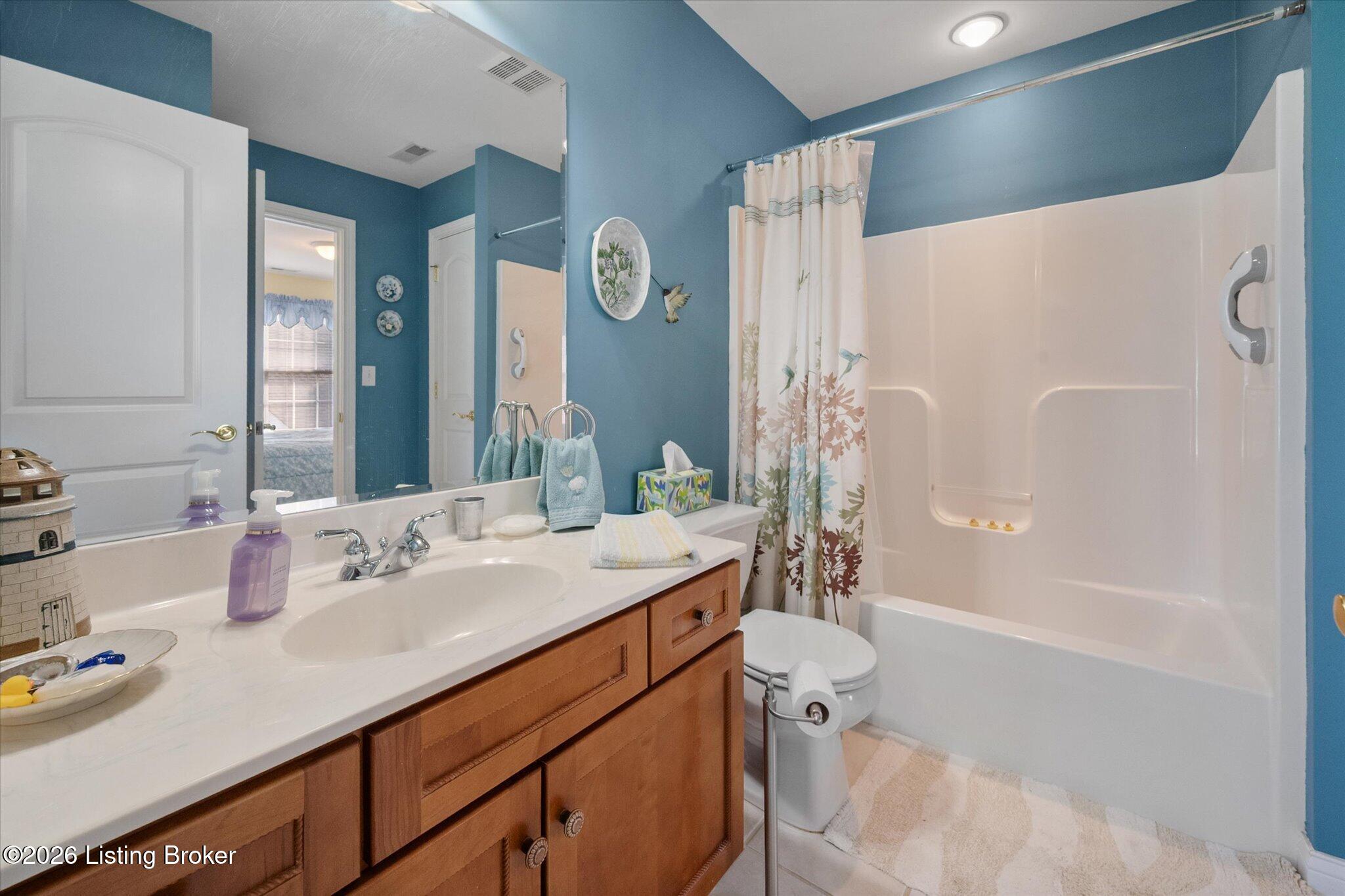 600 Ashbourne Dr Property Photo 31