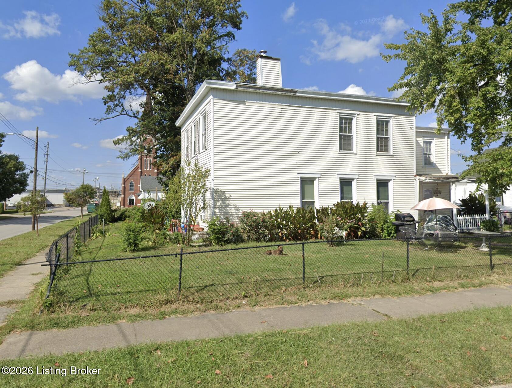 429 Bolivar St Property Photo 3