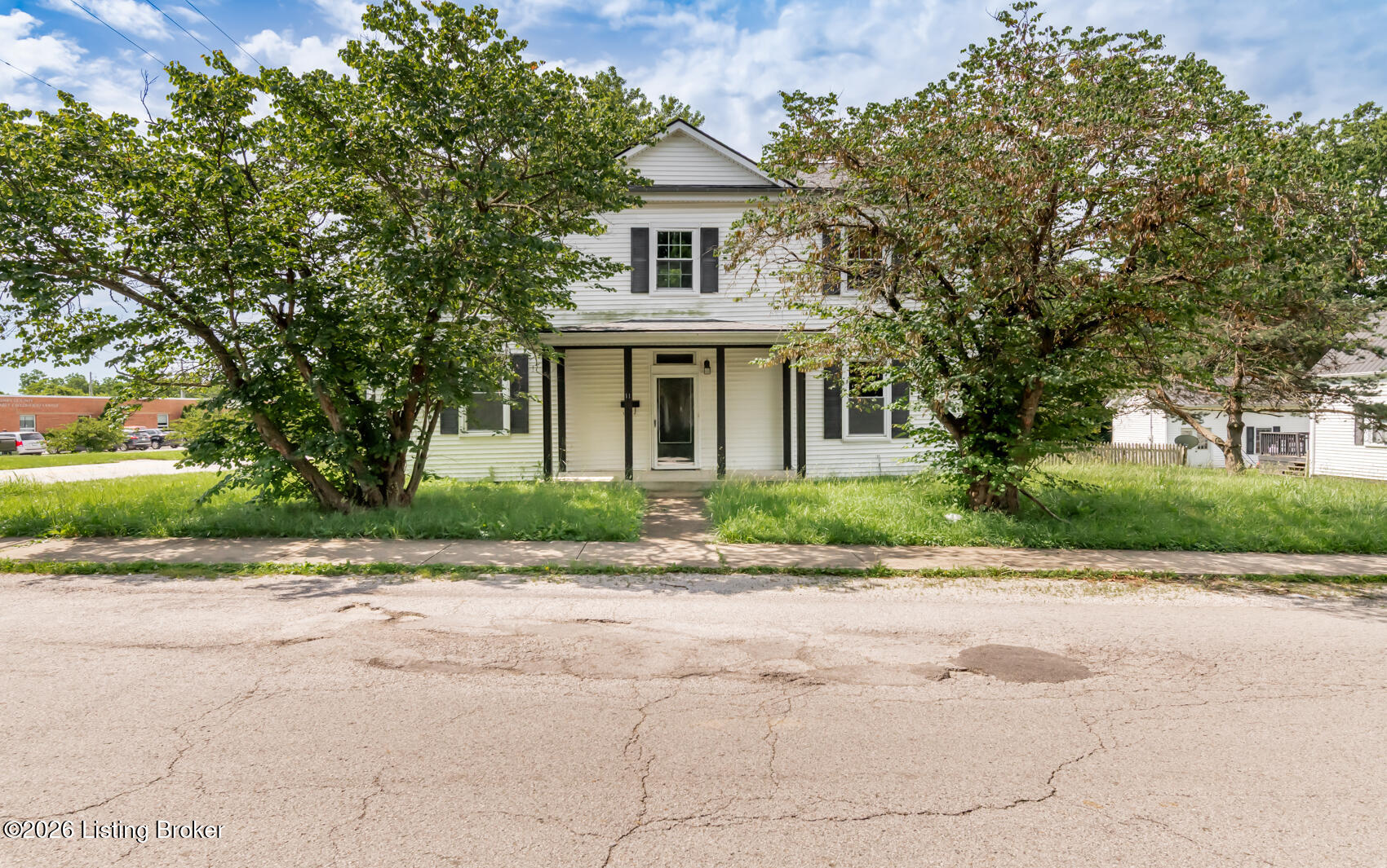 11 E Church St Property Photo 2