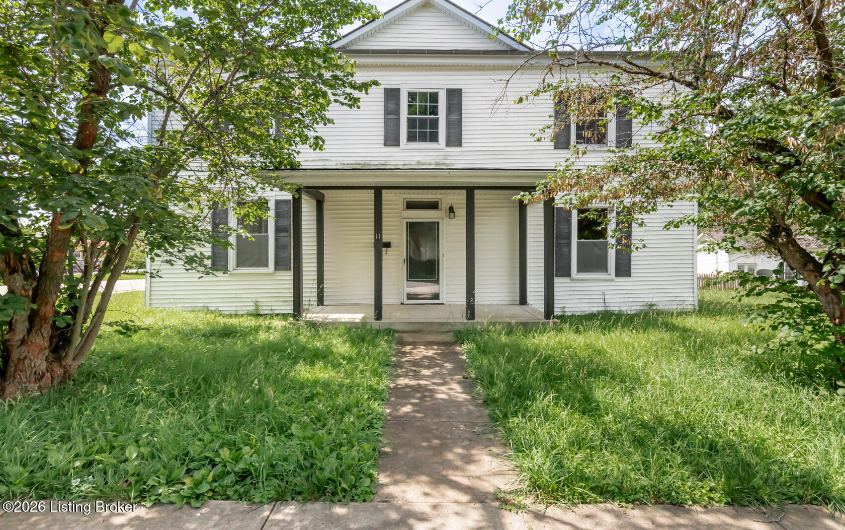 11 E Church St Property Photo 3