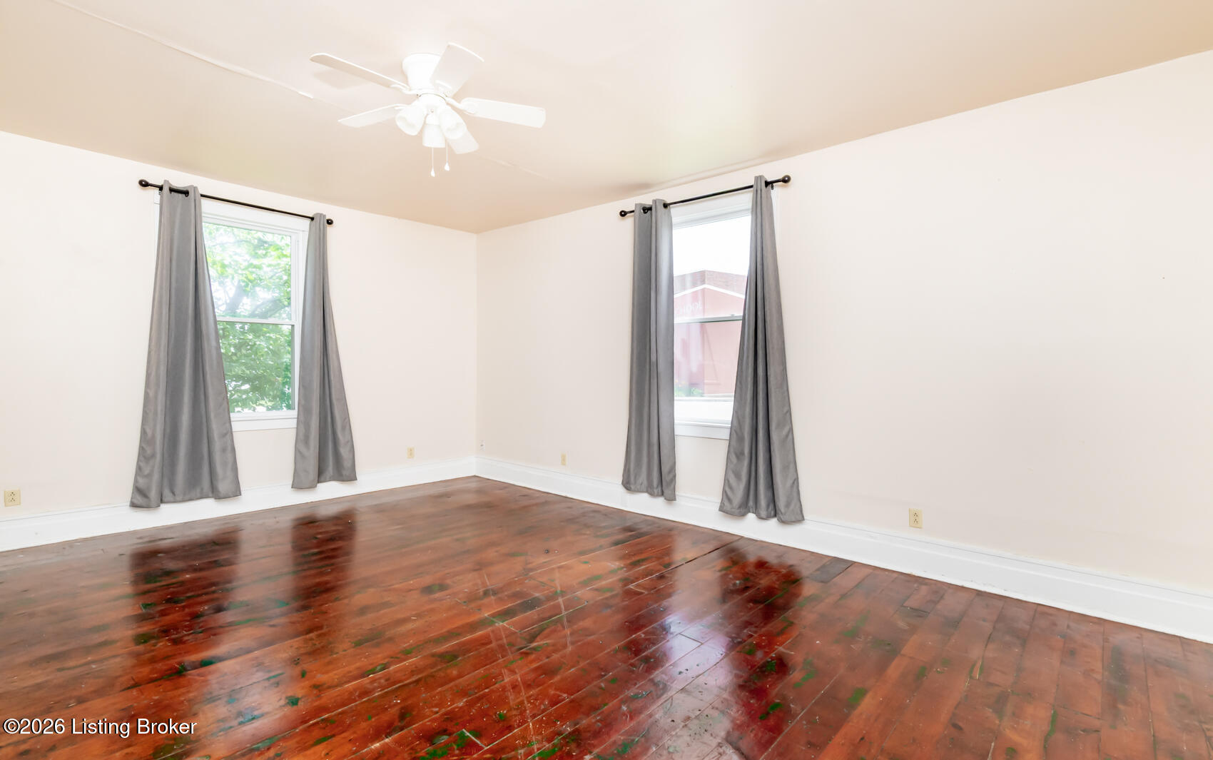 11 E Church St Property Photo 8