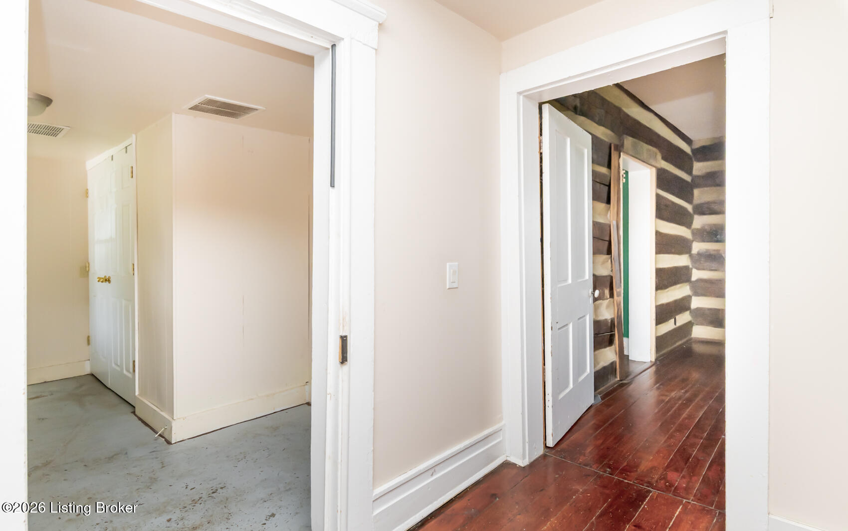 11 E Church St Property Photo 14