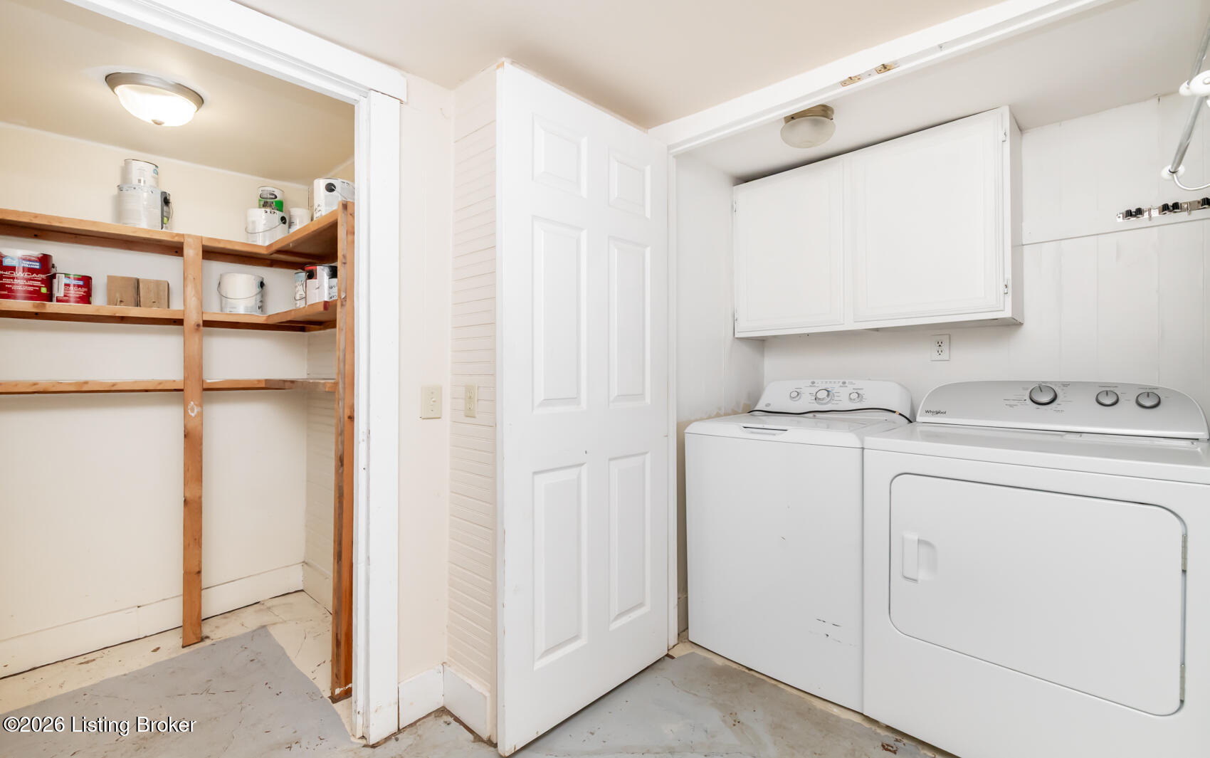 11 E Church St Property Photo 43