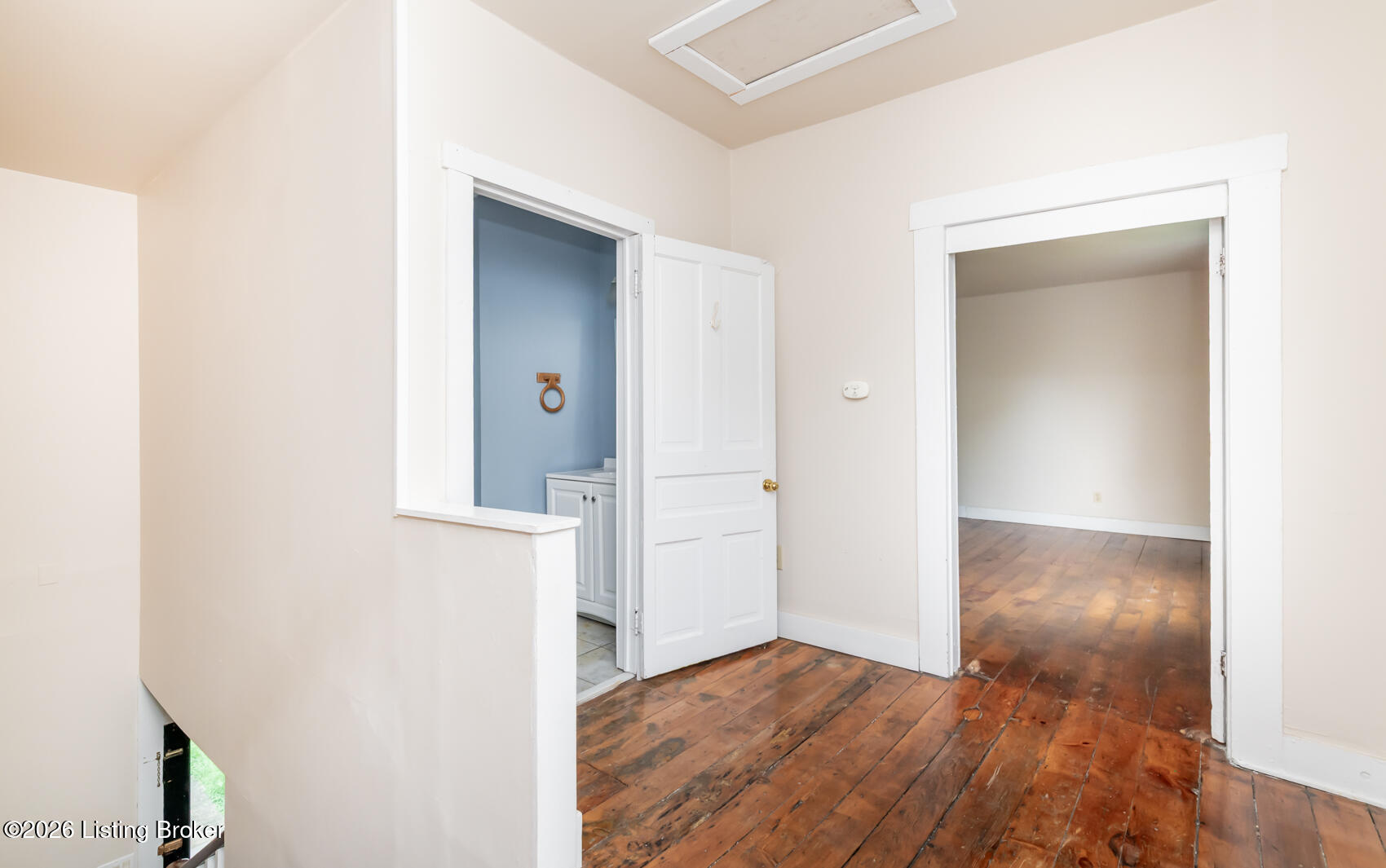 11 E Church St Property Photo 49