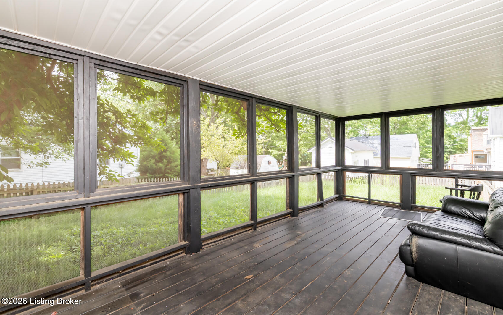 11 E Church St Property Photo 65