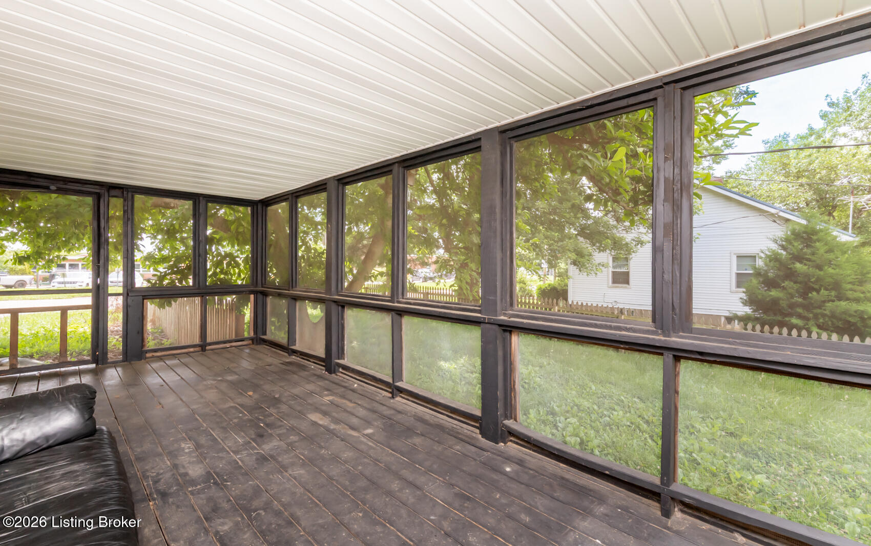 11 E Church St Property Photo 66