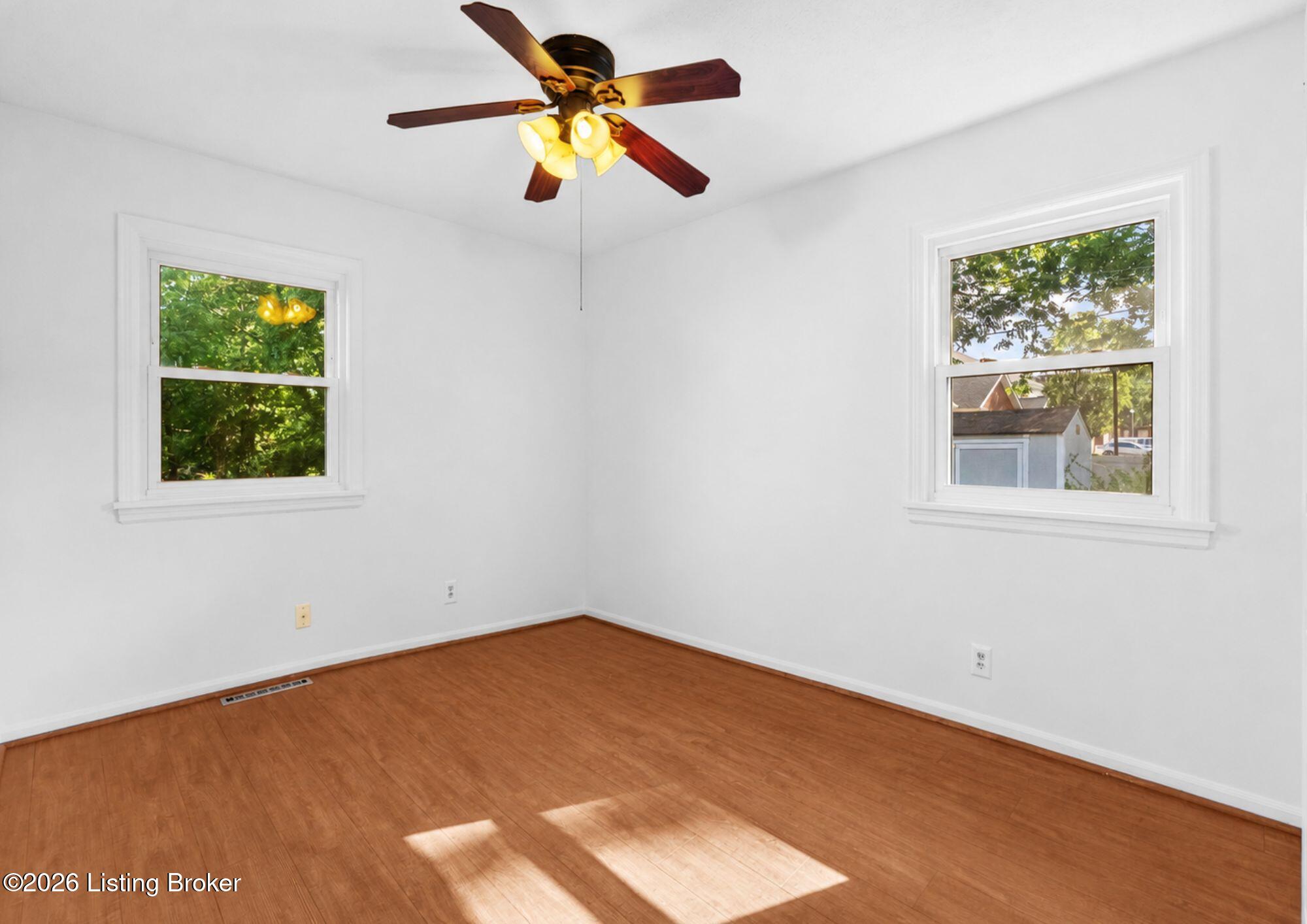 121 Blue Fields Rd Property Photo 11
