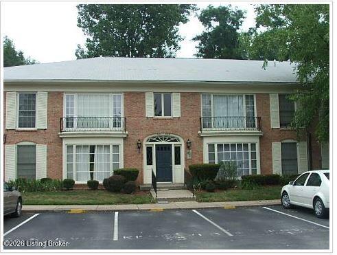 406 Highwood Dr