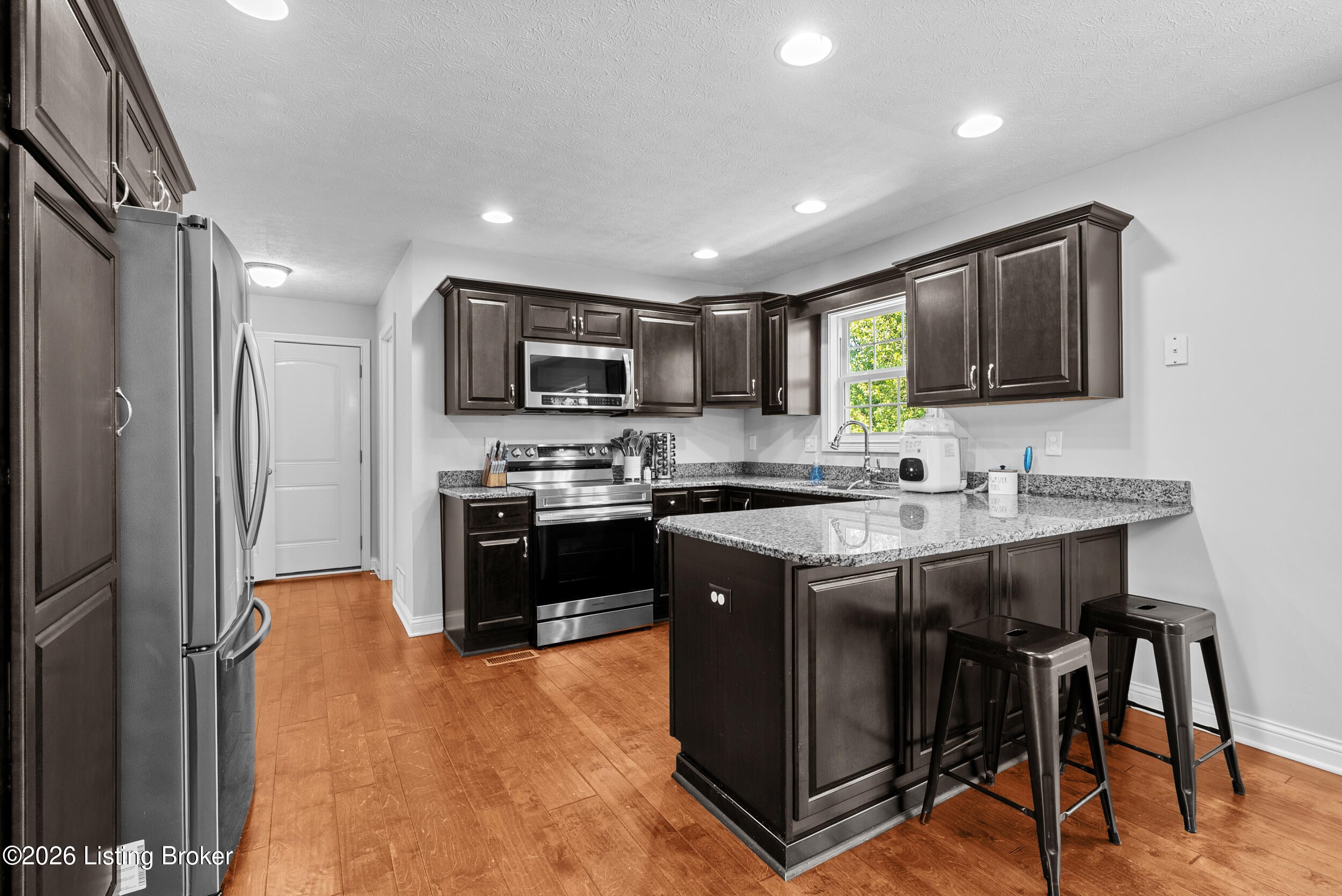 200 Huckaberry St Property Photo 15
