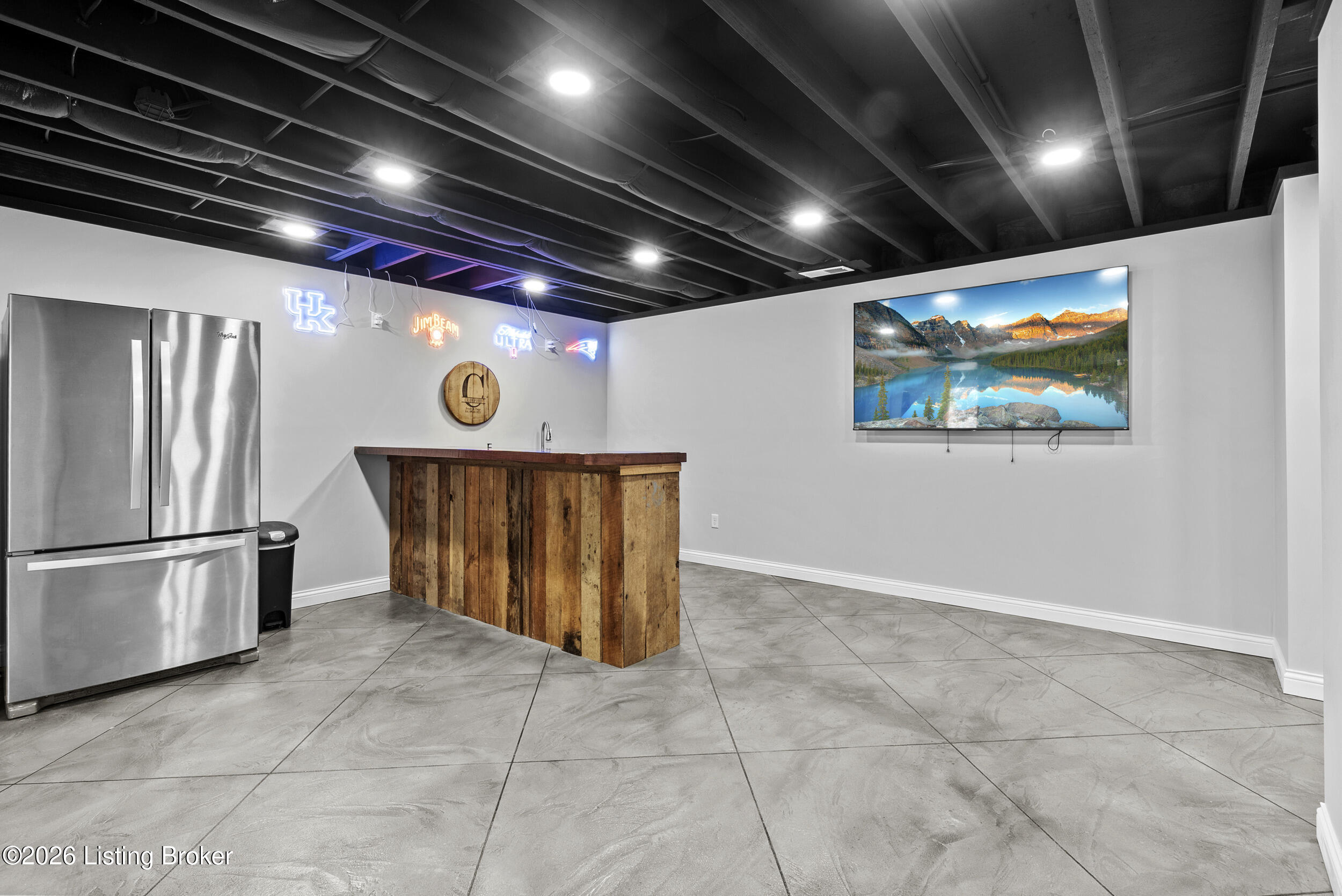 200 Huckaberry St Property Photo 43