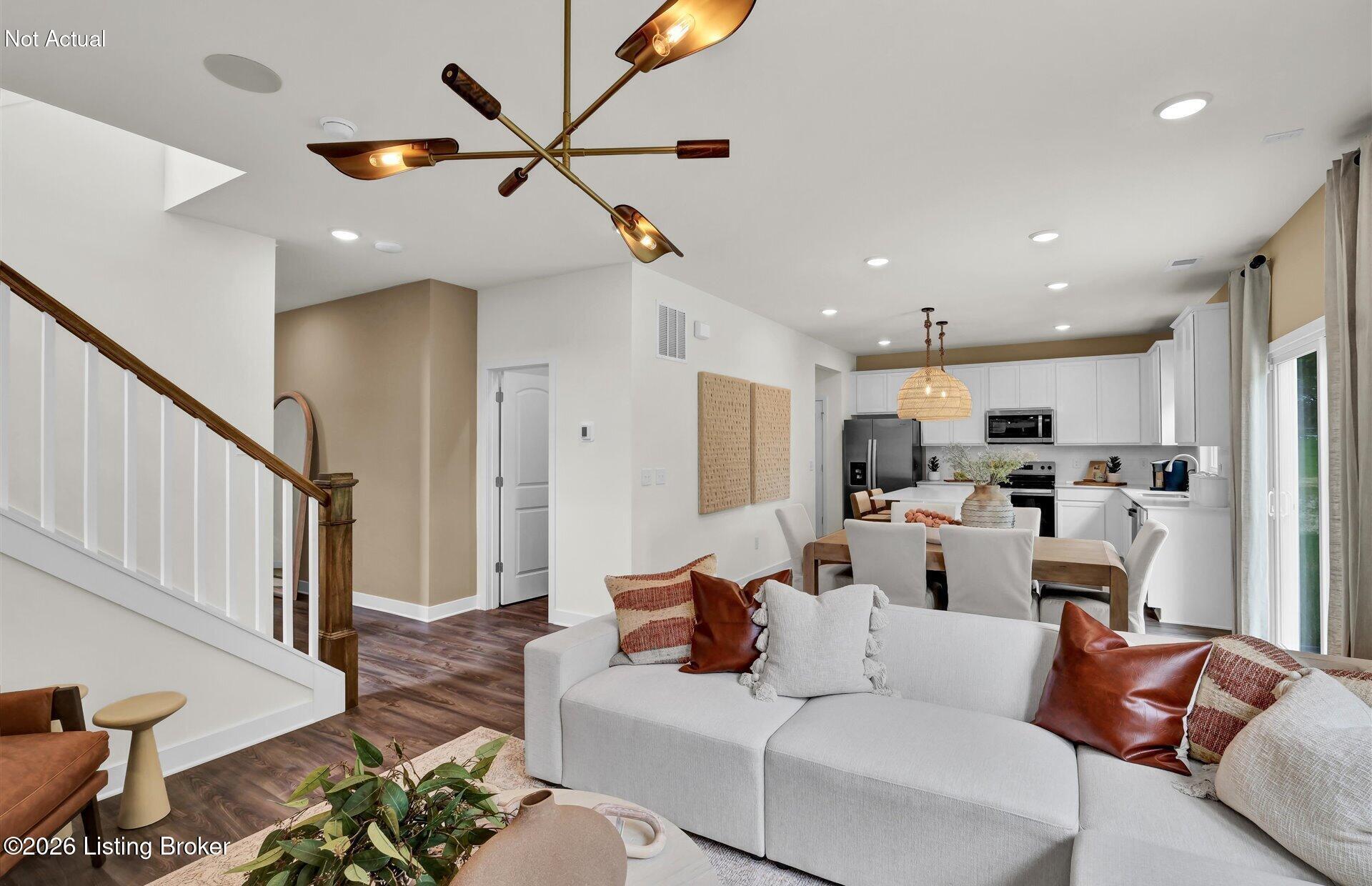 16937 Aiken Ridge Cir Property Photo 9
