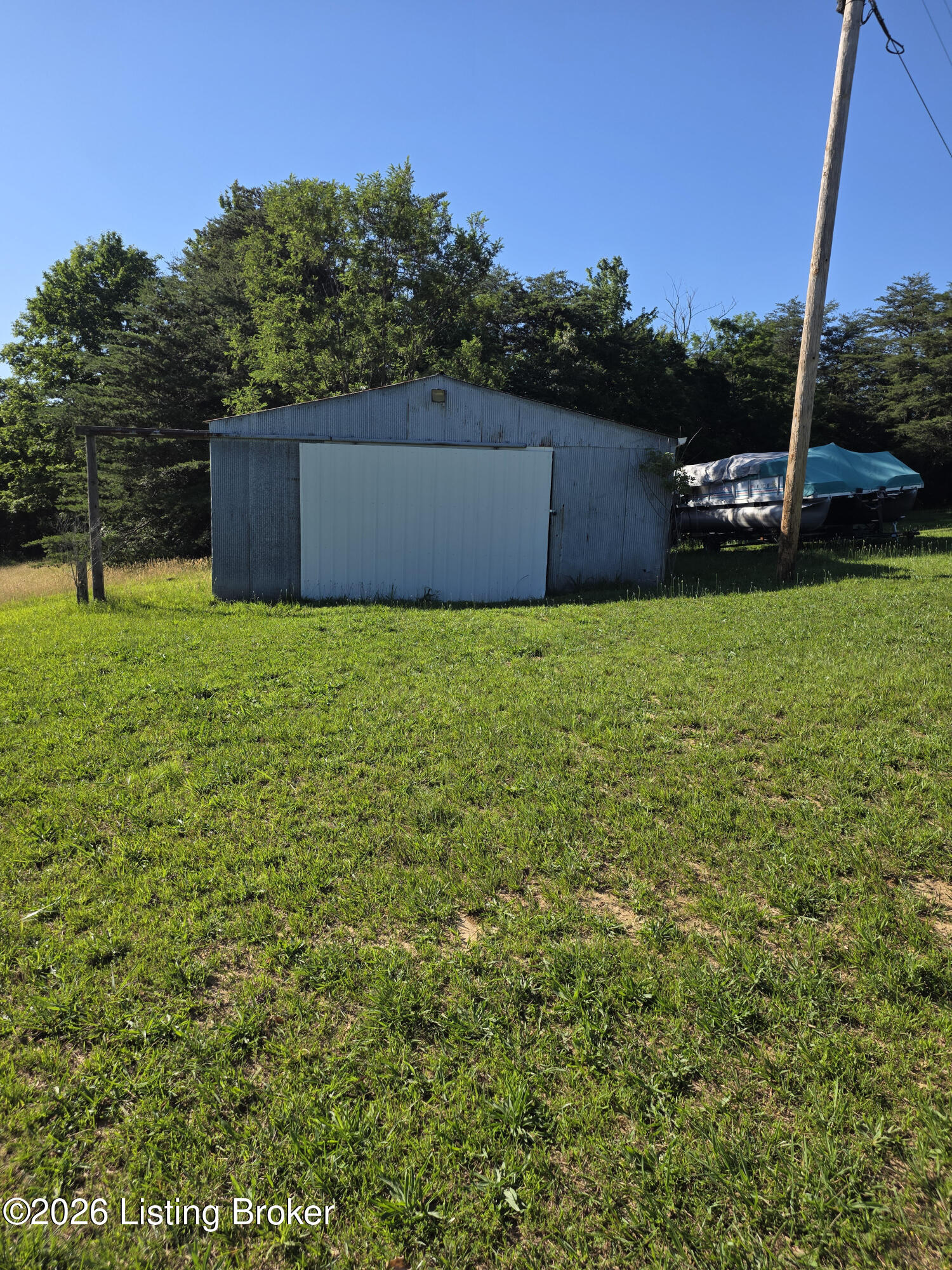 97 Snap Rd Property Photo 4