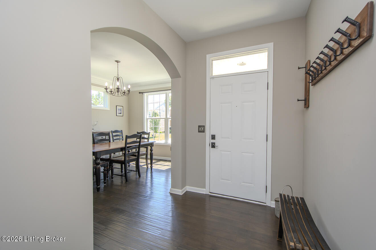 12521 Deer Lake Ln Property Photo 2