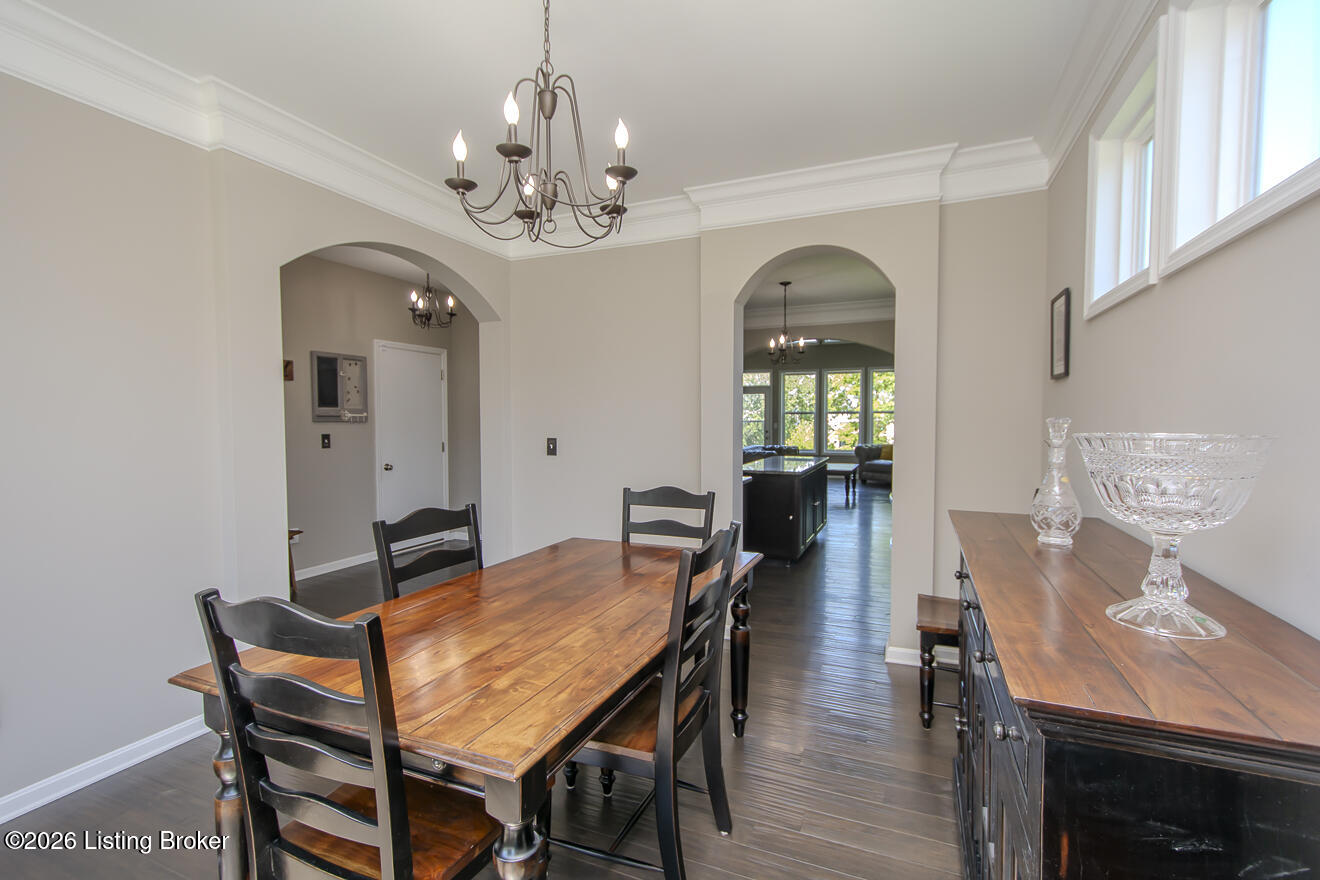 12521 Deer Lake Ln Property Photo 4