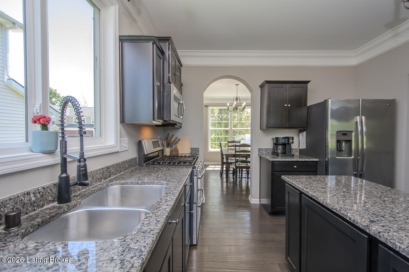12521 Deer Lake Ln Property Photo 10