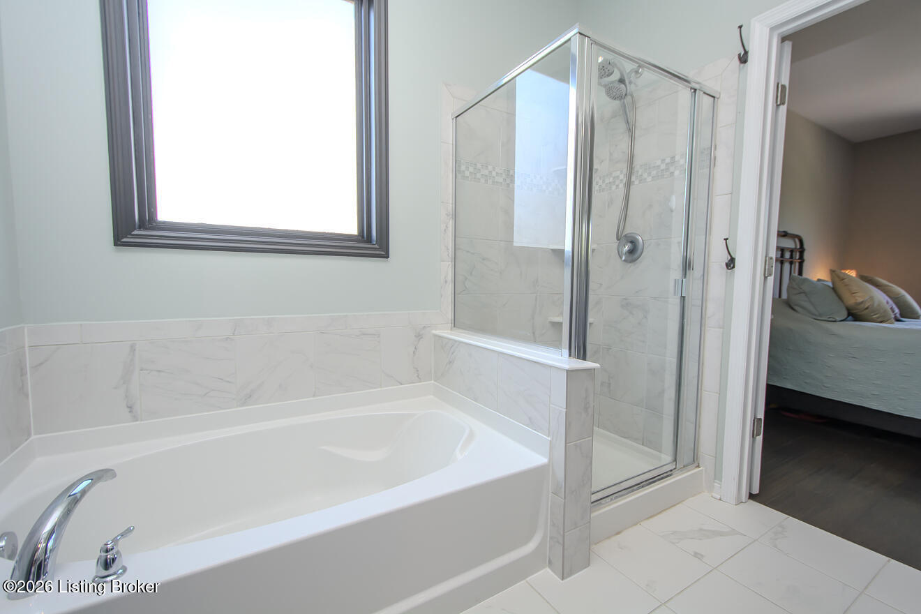 12521 Deer Lake Ln Property Photo 23