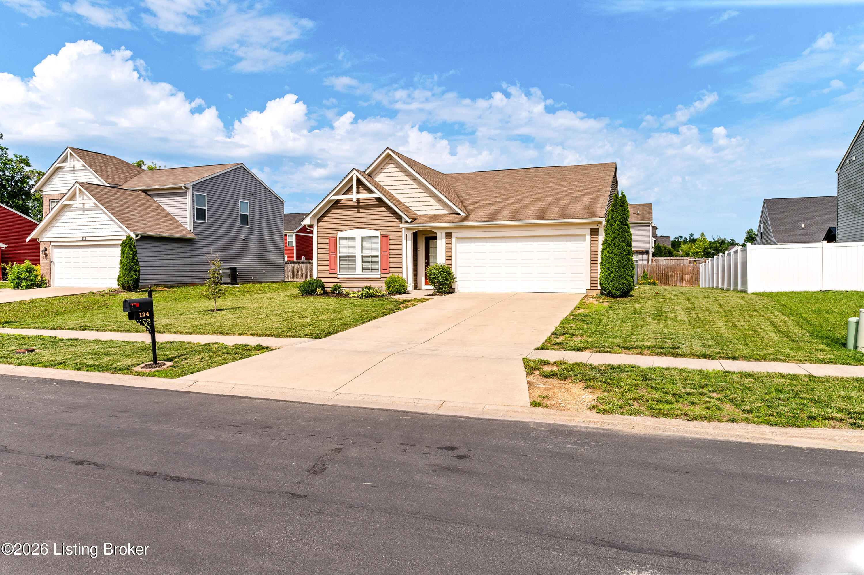 124 Gadwall Ct Property Photo 3