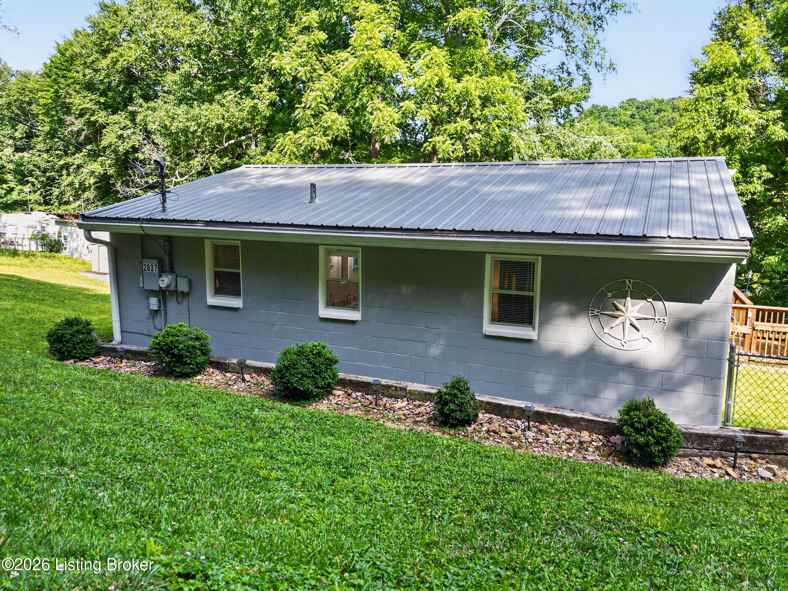 2837 Hidden Valley Ln Property Photo 4