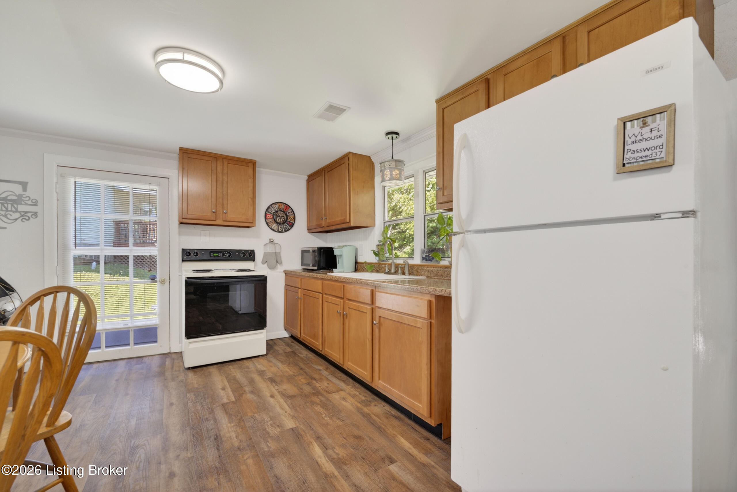2837 Hidden Valley Ln Property Photo 15