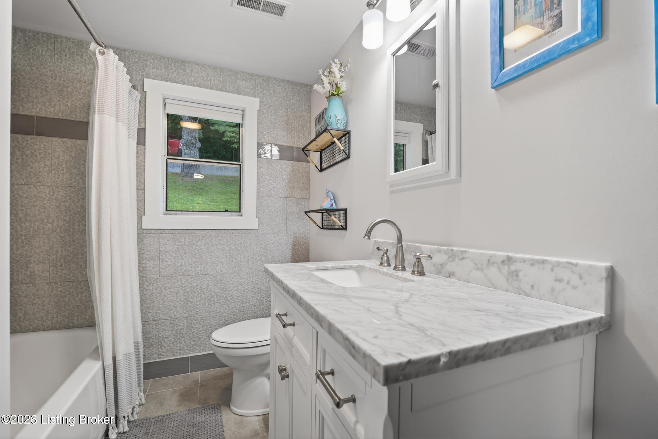 2837 Hidden Valley Ln Property Photo 18