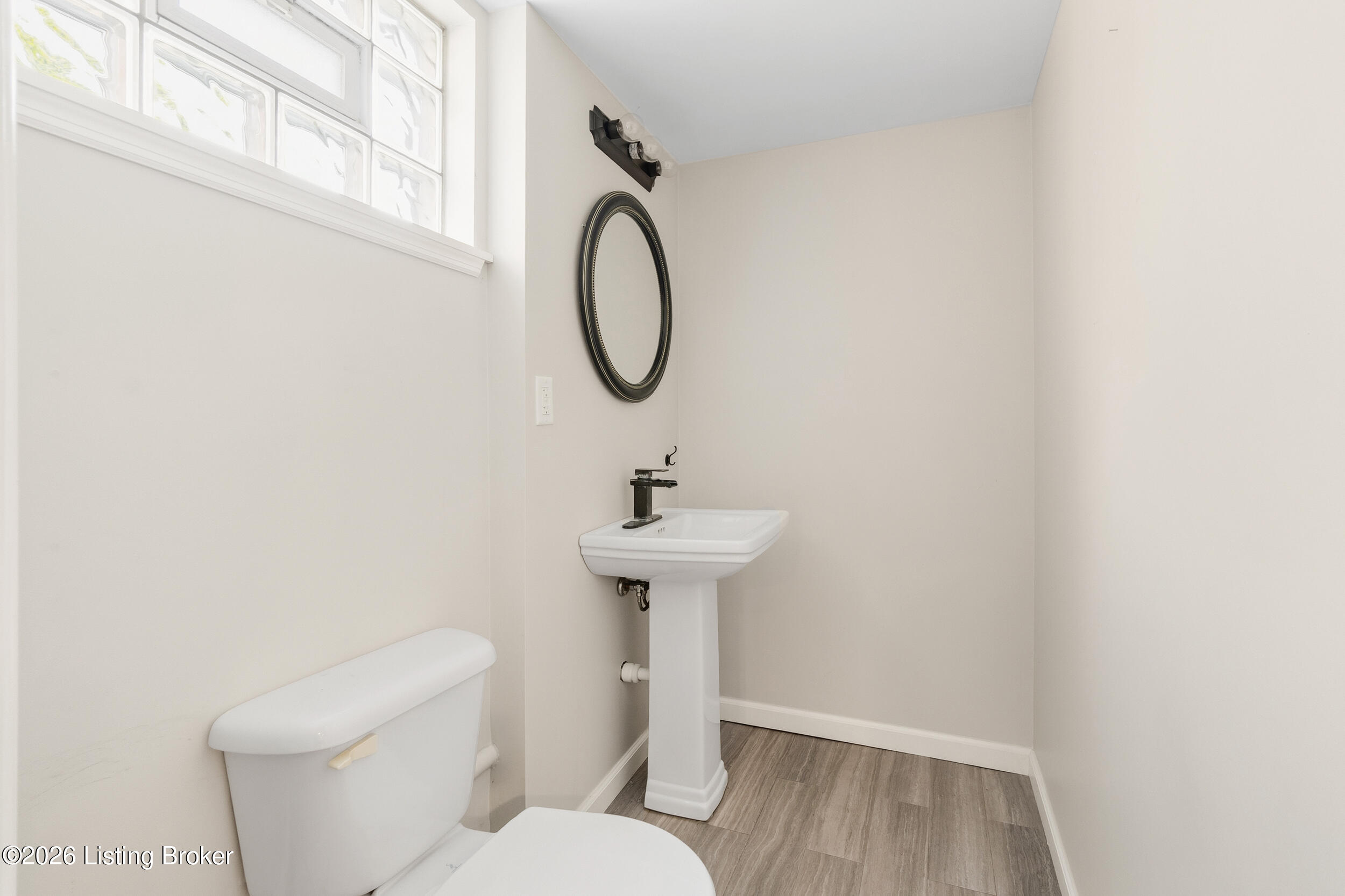 9 Ridgeway Ave Property Photo 16