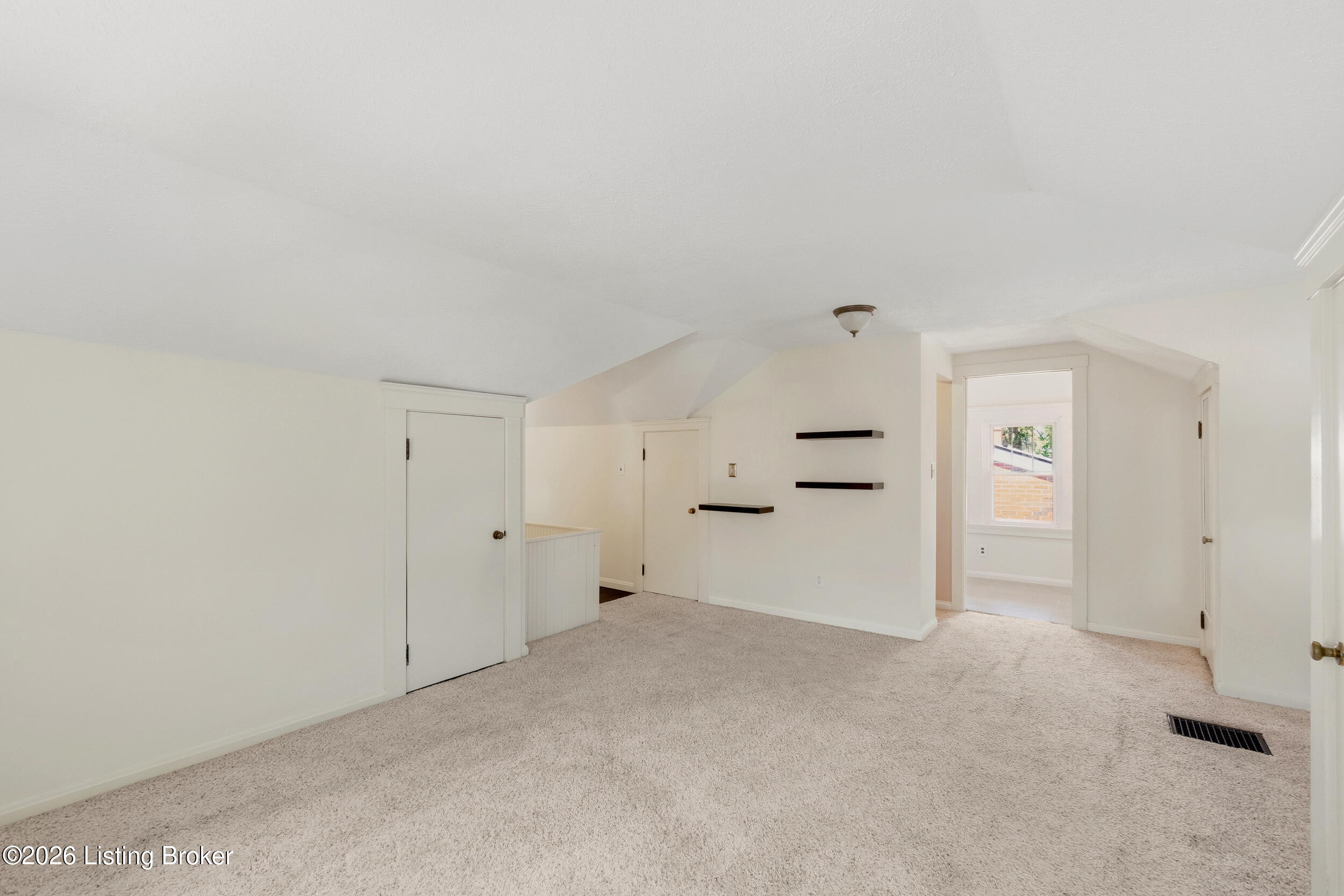 9 Ridgeway Ave Property Photo 22