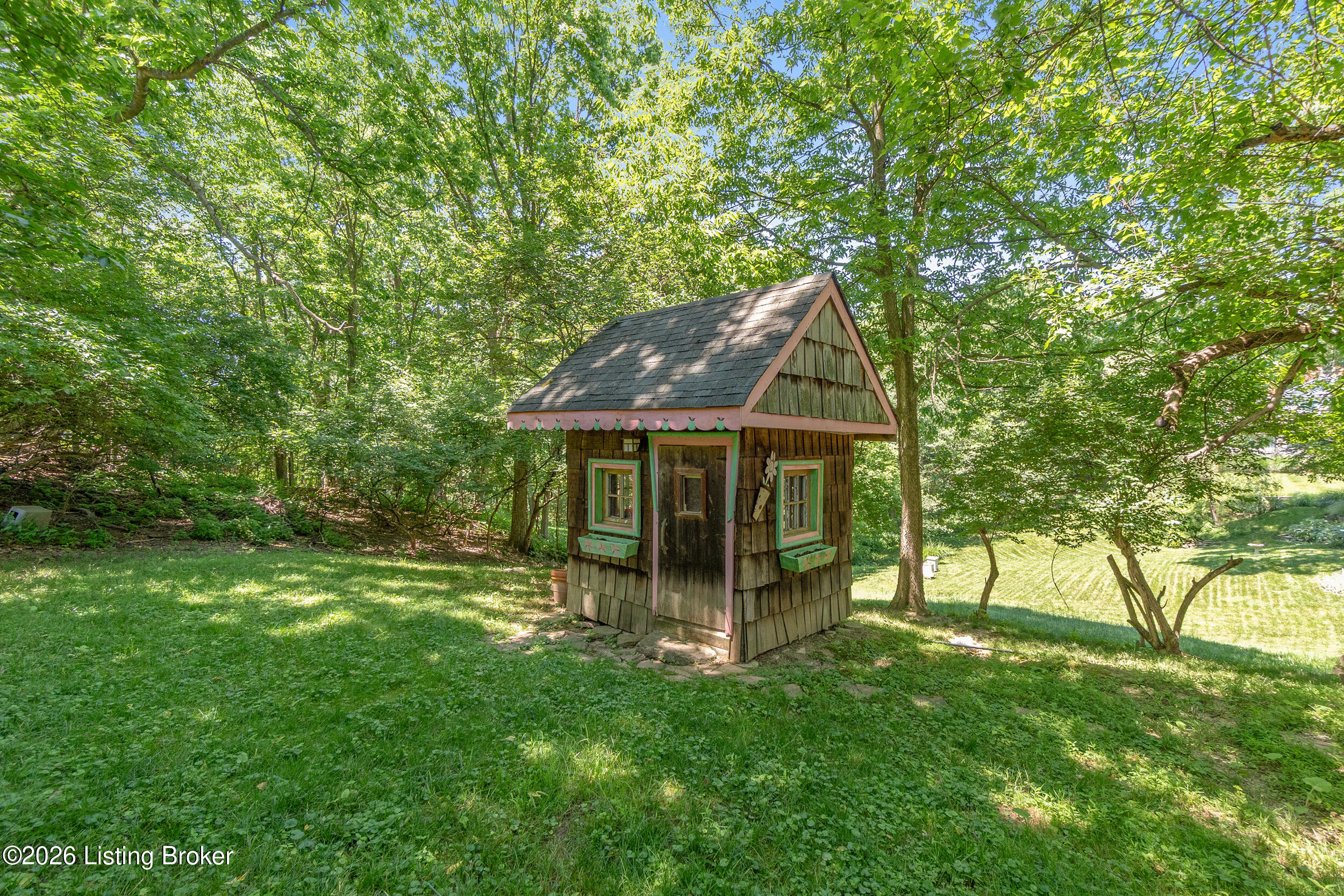 9 Ridgeway Ave Property Photo 38