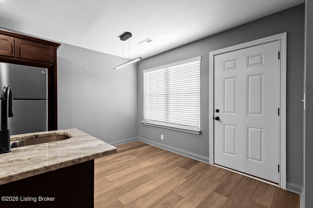 6712 Woods Mill Dr Property Photo 5