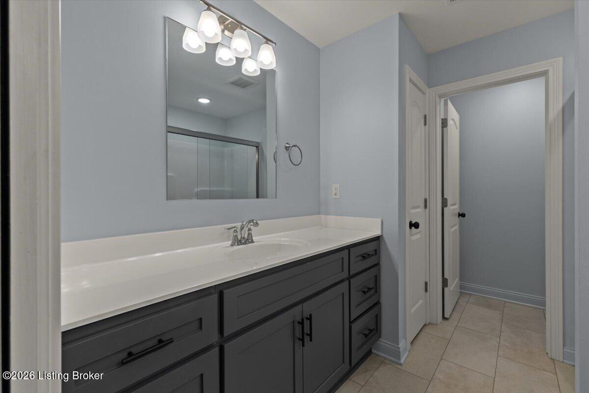 6712 Woods Mill Dr Property Photo 21