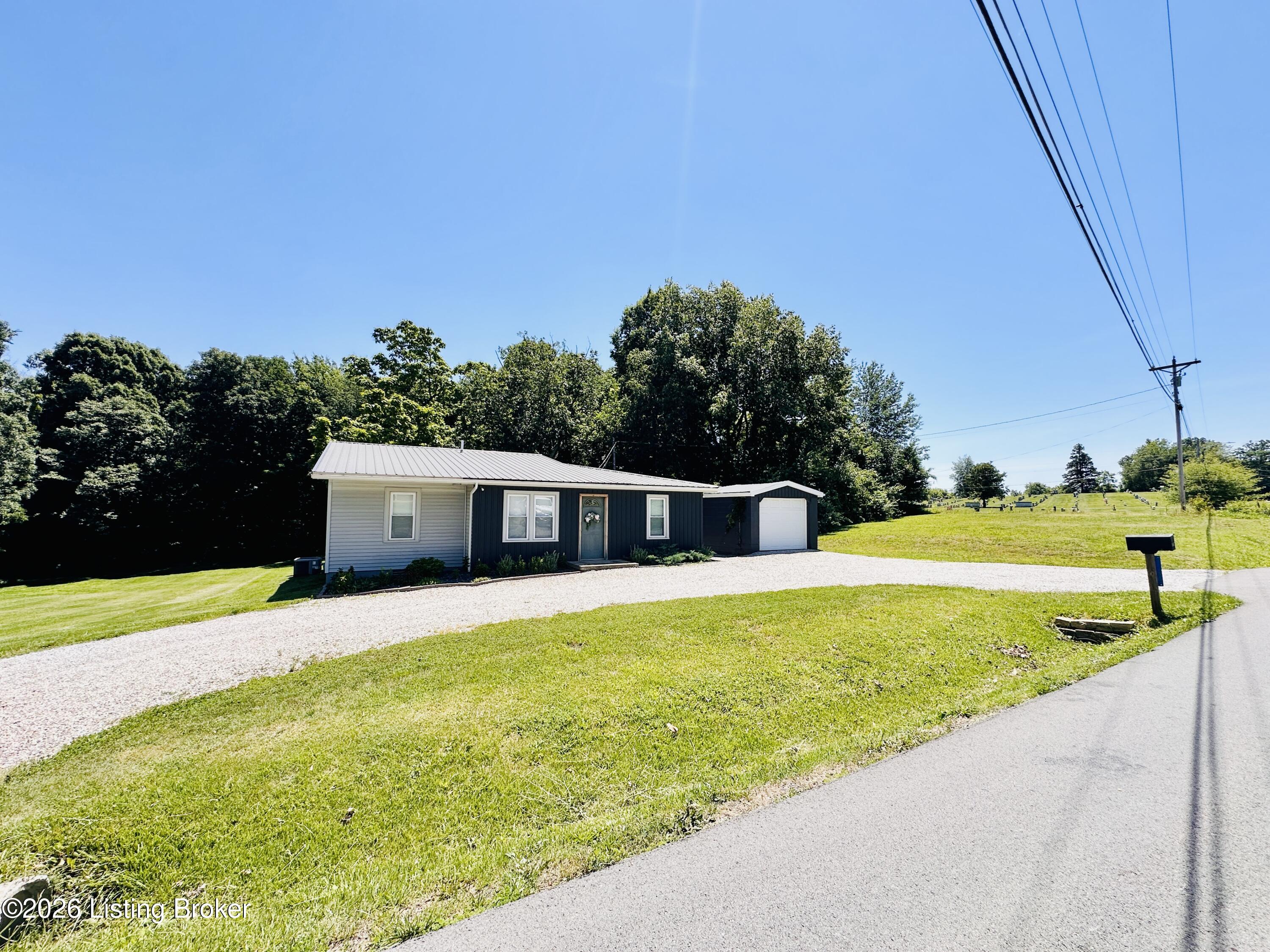 613 Sunbeam Rd Property Photo 4