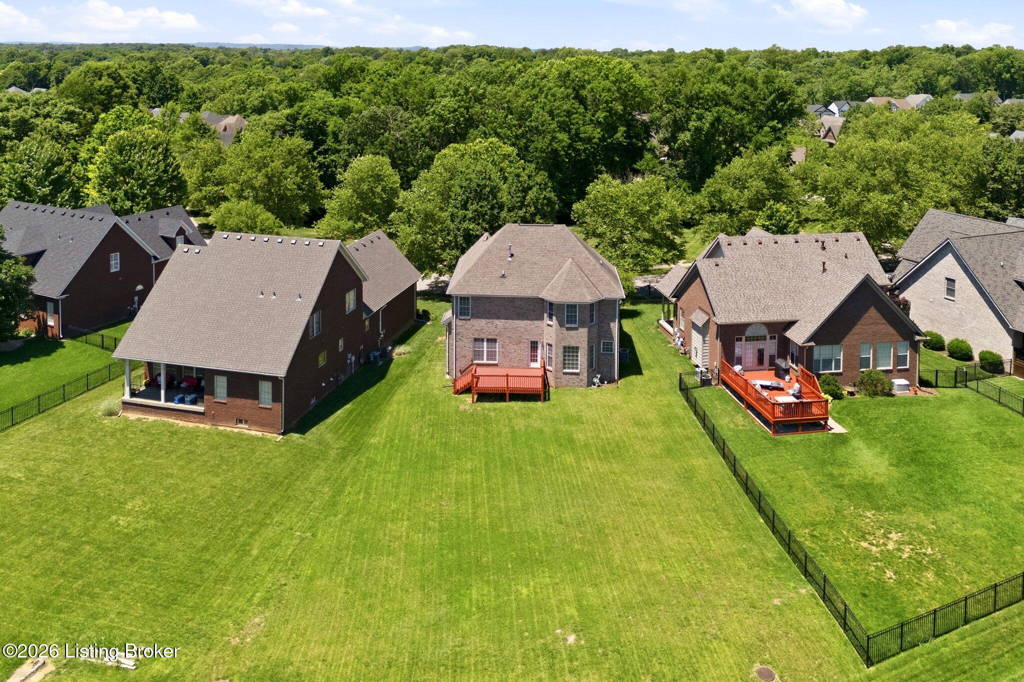 11043 Radleigh Ln Property Photo 5