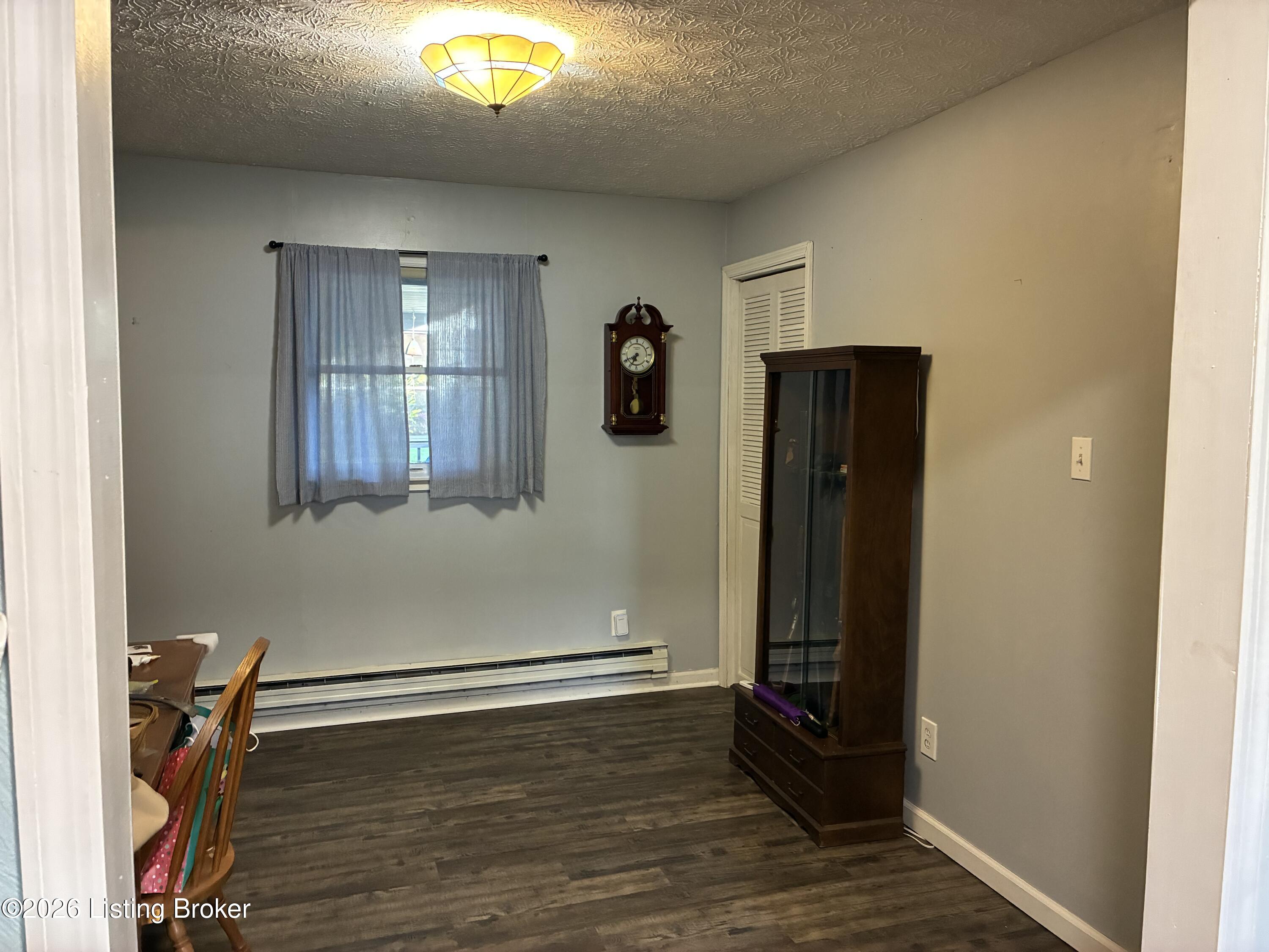 6802 Port Royal Rd Property Photo 15