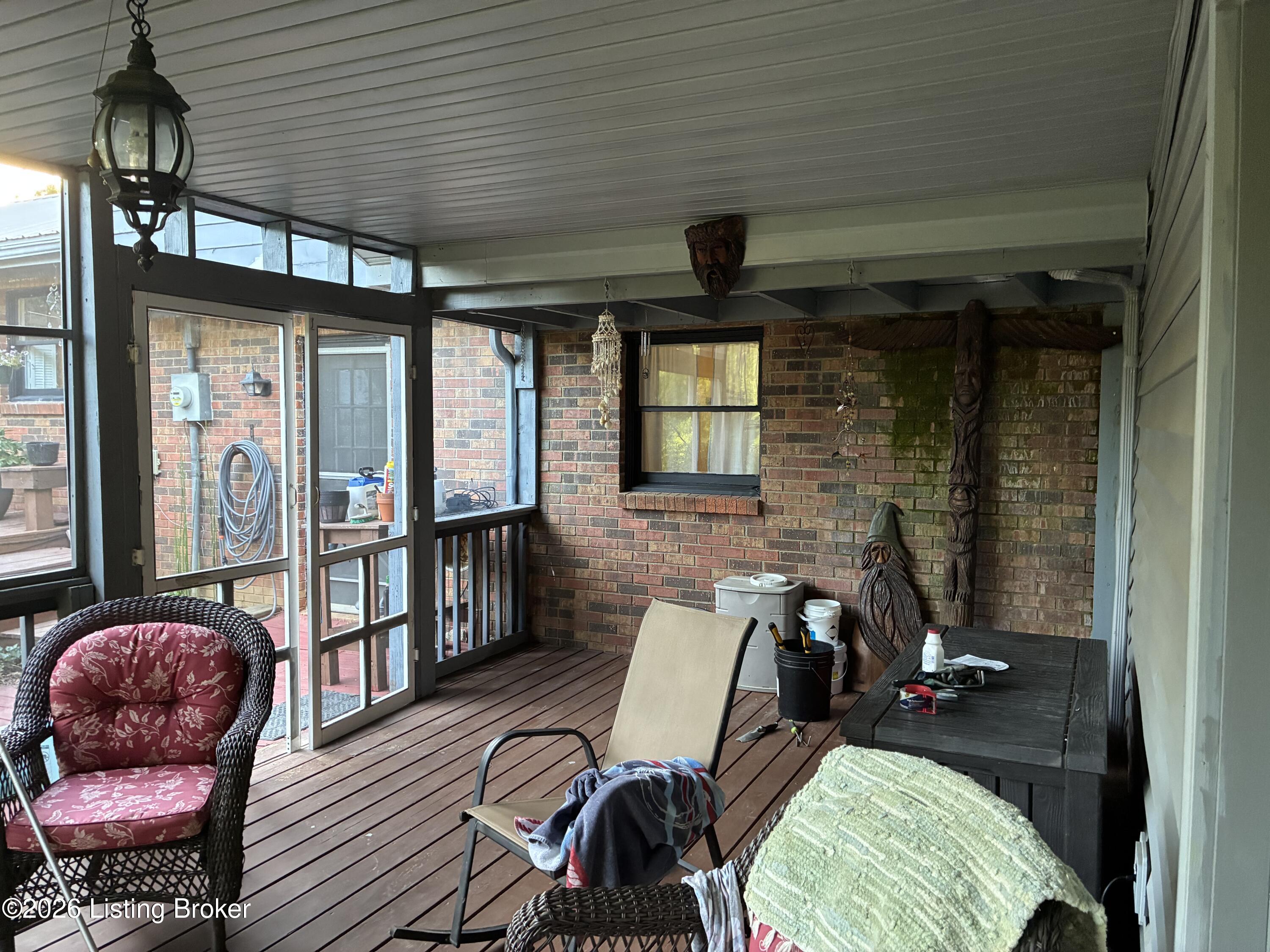 6802 Port Royal Rd Property Photo 42