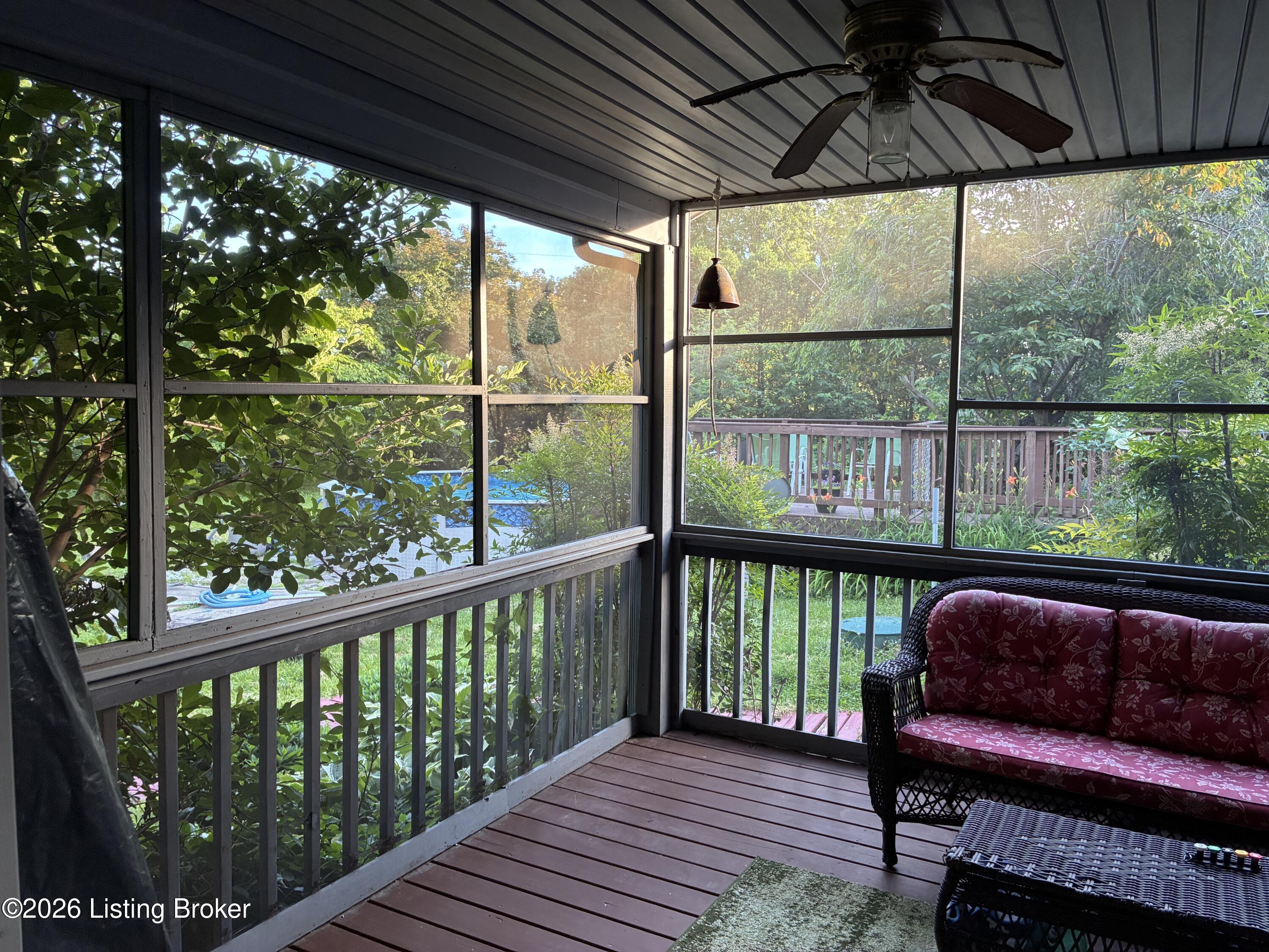 6802 Port Royal Rd Property Photo 43