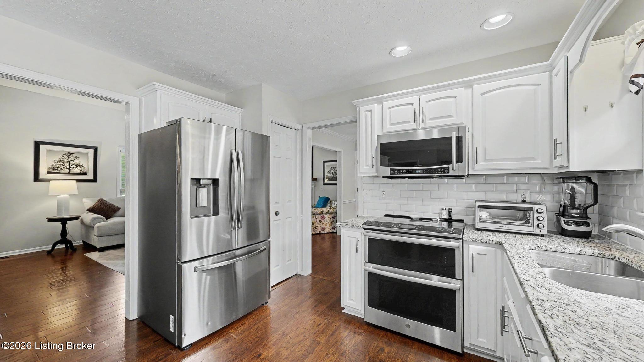 10705 Seven Oaks Dr Property Photo 11
