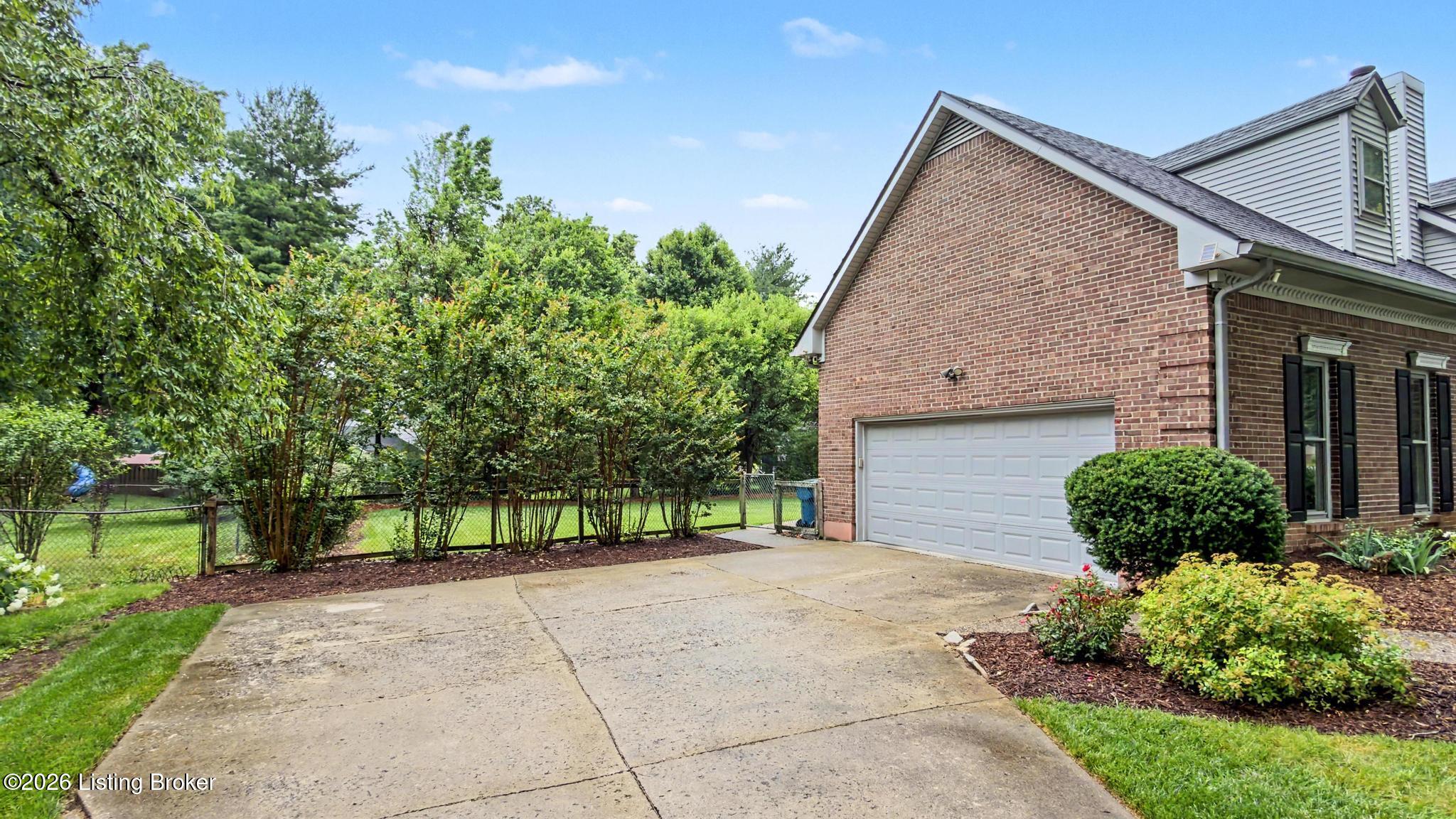 10705 Seven Oaks Dr Property Photo 44