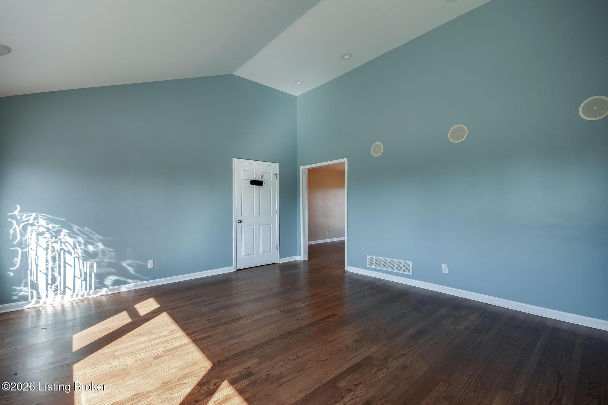 589 Wheeler Ln Property Photo 13