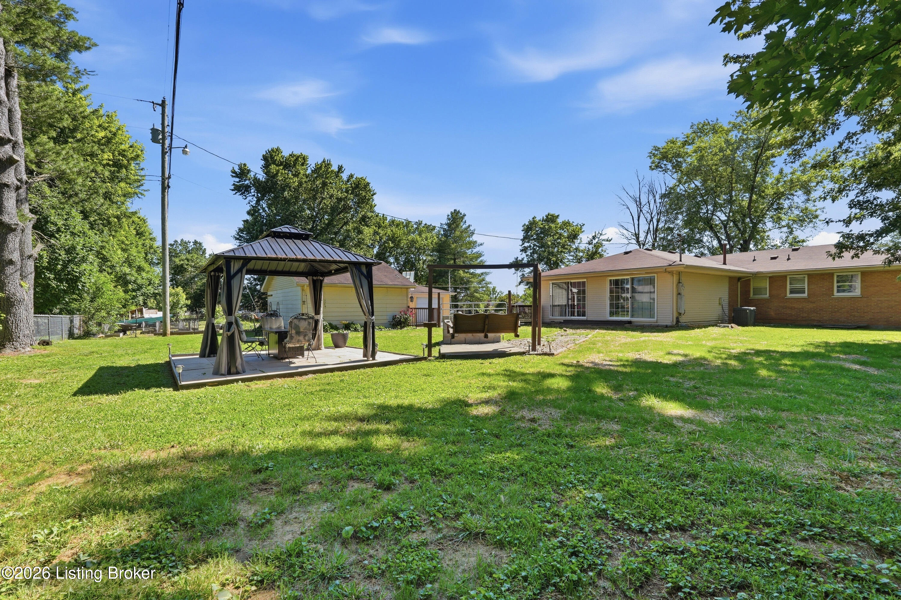 244 Dennis Dr Property Photo 32