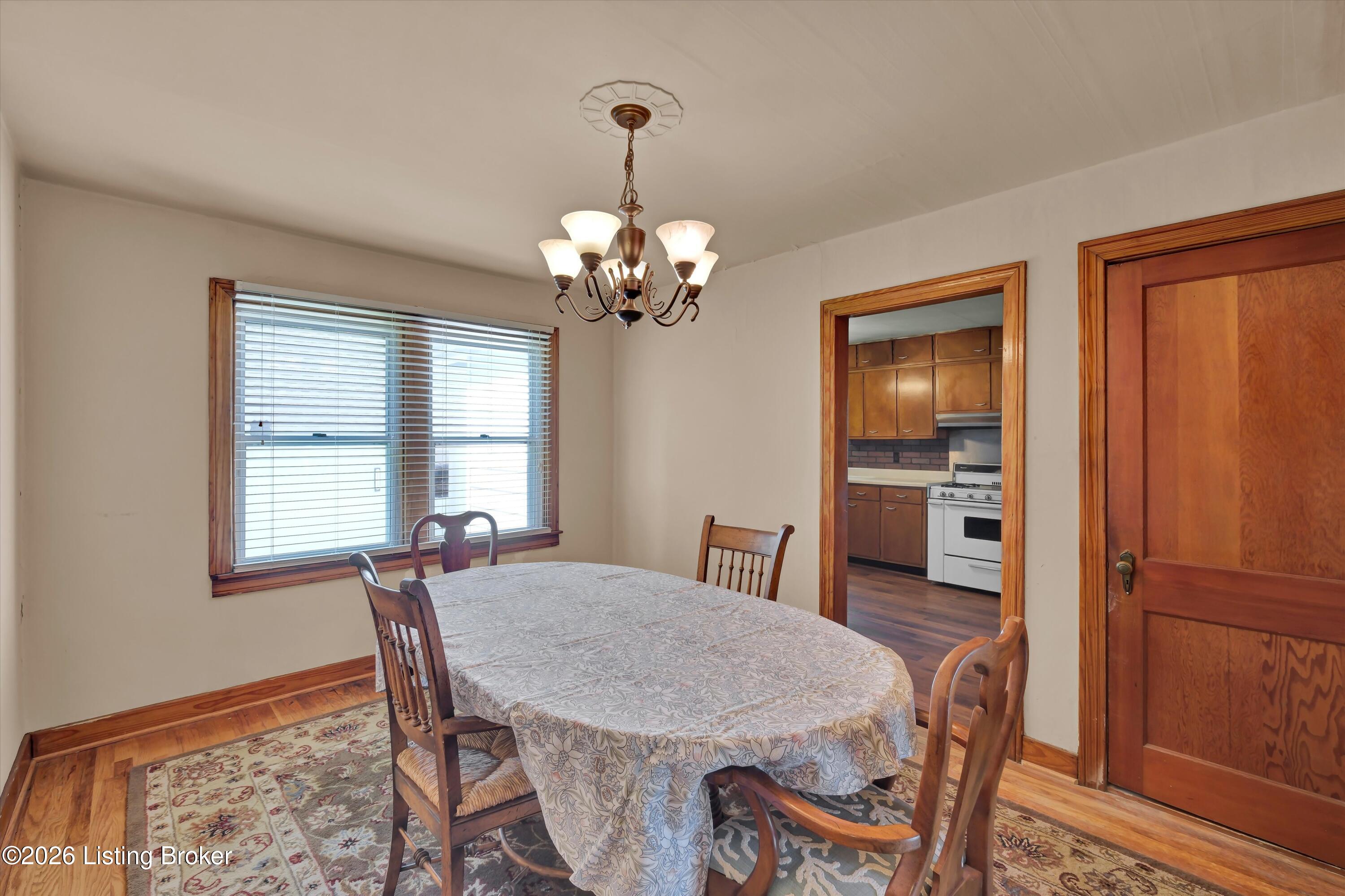 2296 Ralph Ave Property Photo 11
