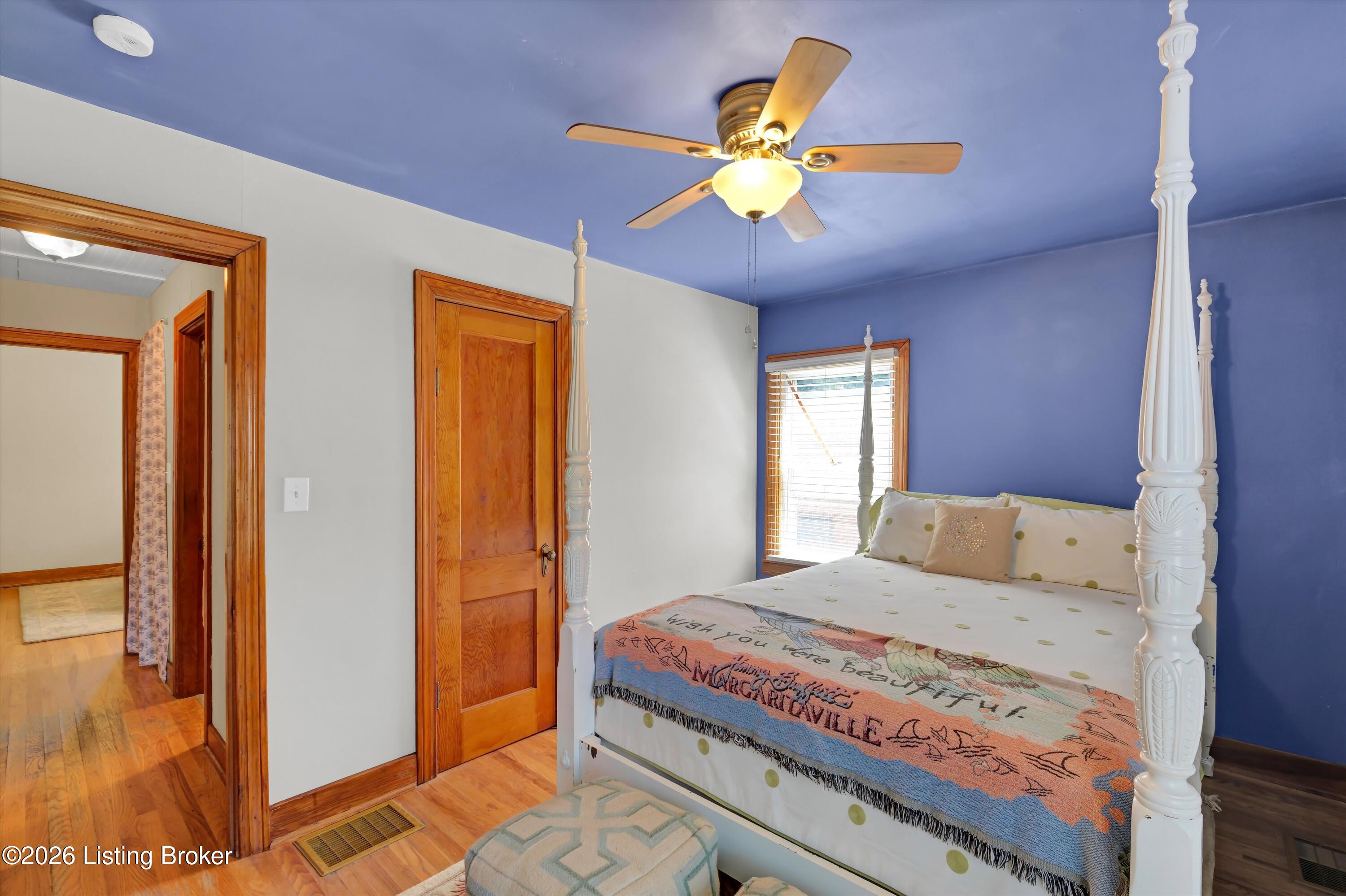 2296 Ralph Ave Property Photo 22