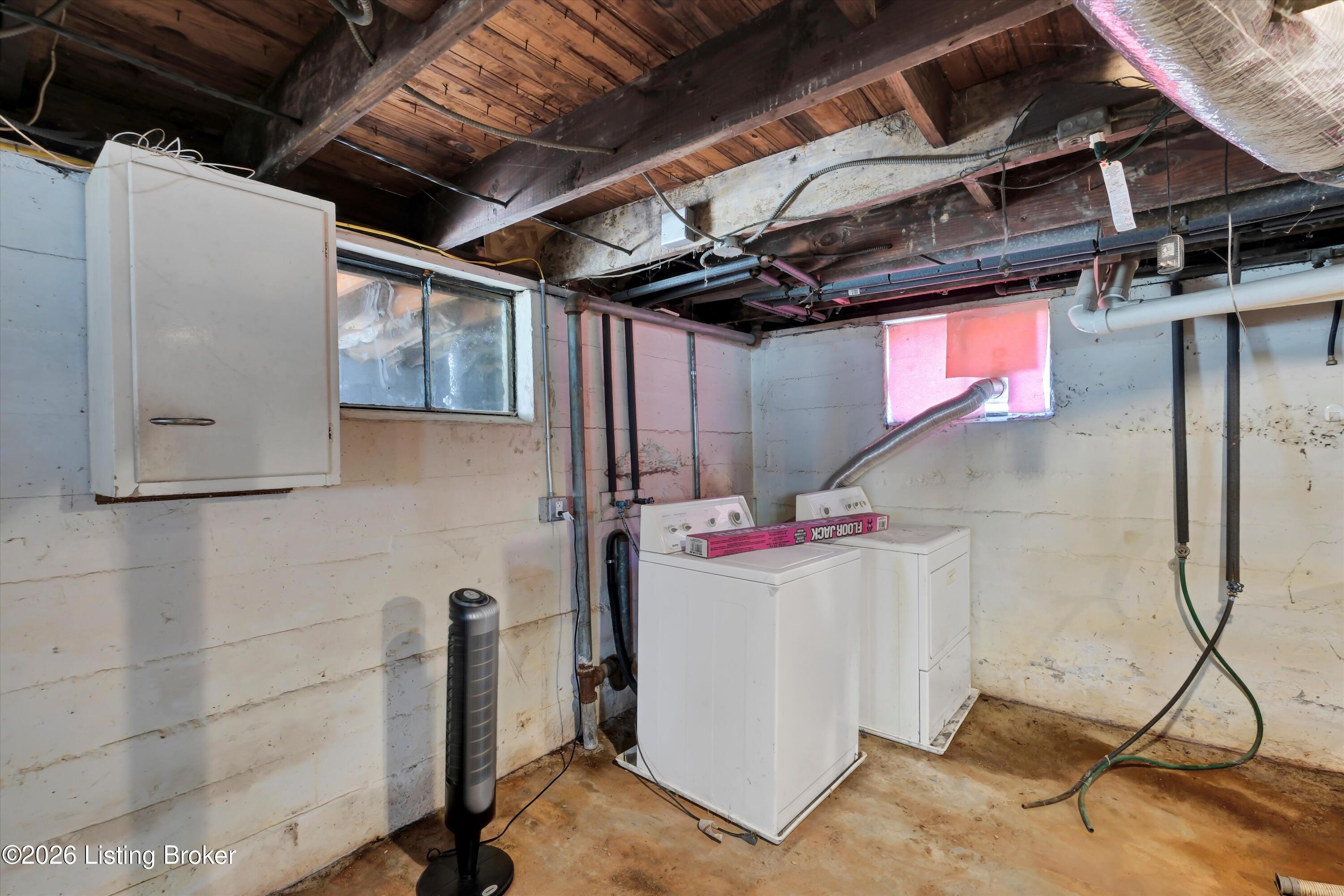 2296 Ralph Ave Property Photo 35