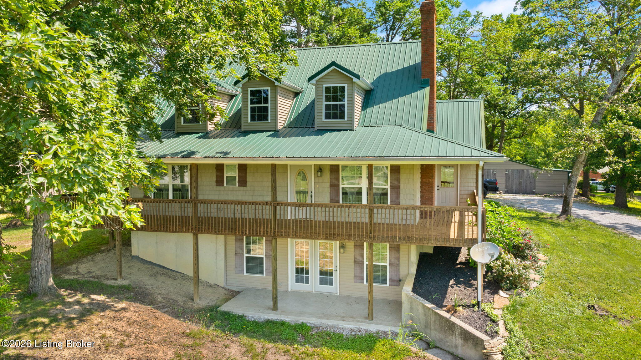 2118 Youngers Creek Rd Property Photo 1