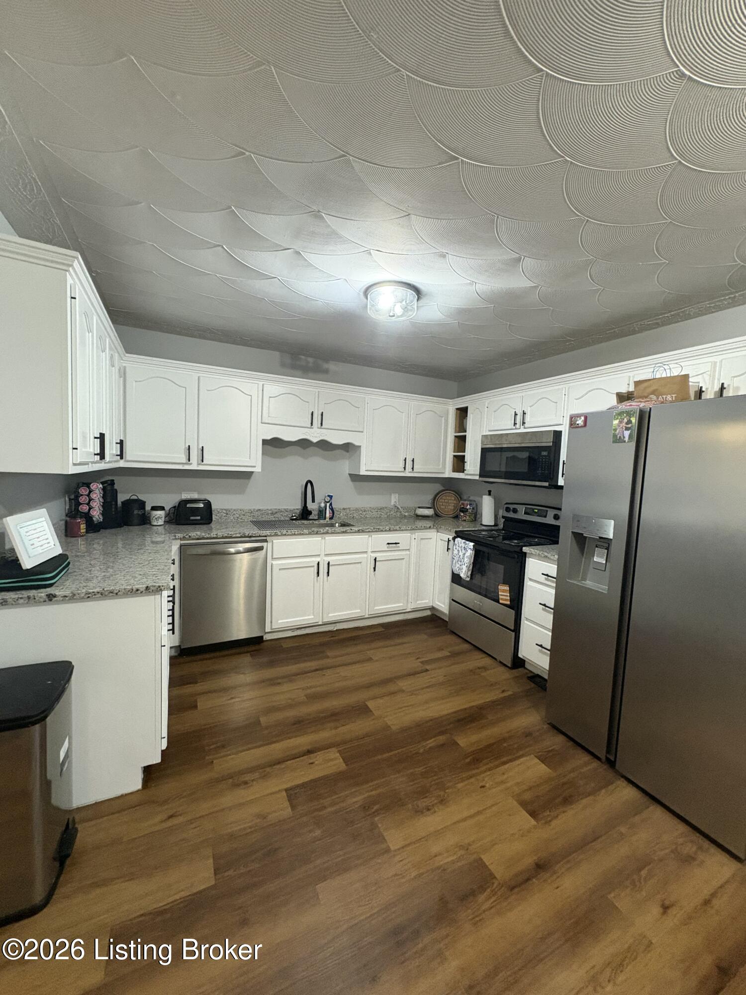 103 Comanche Ct Property Photo 4