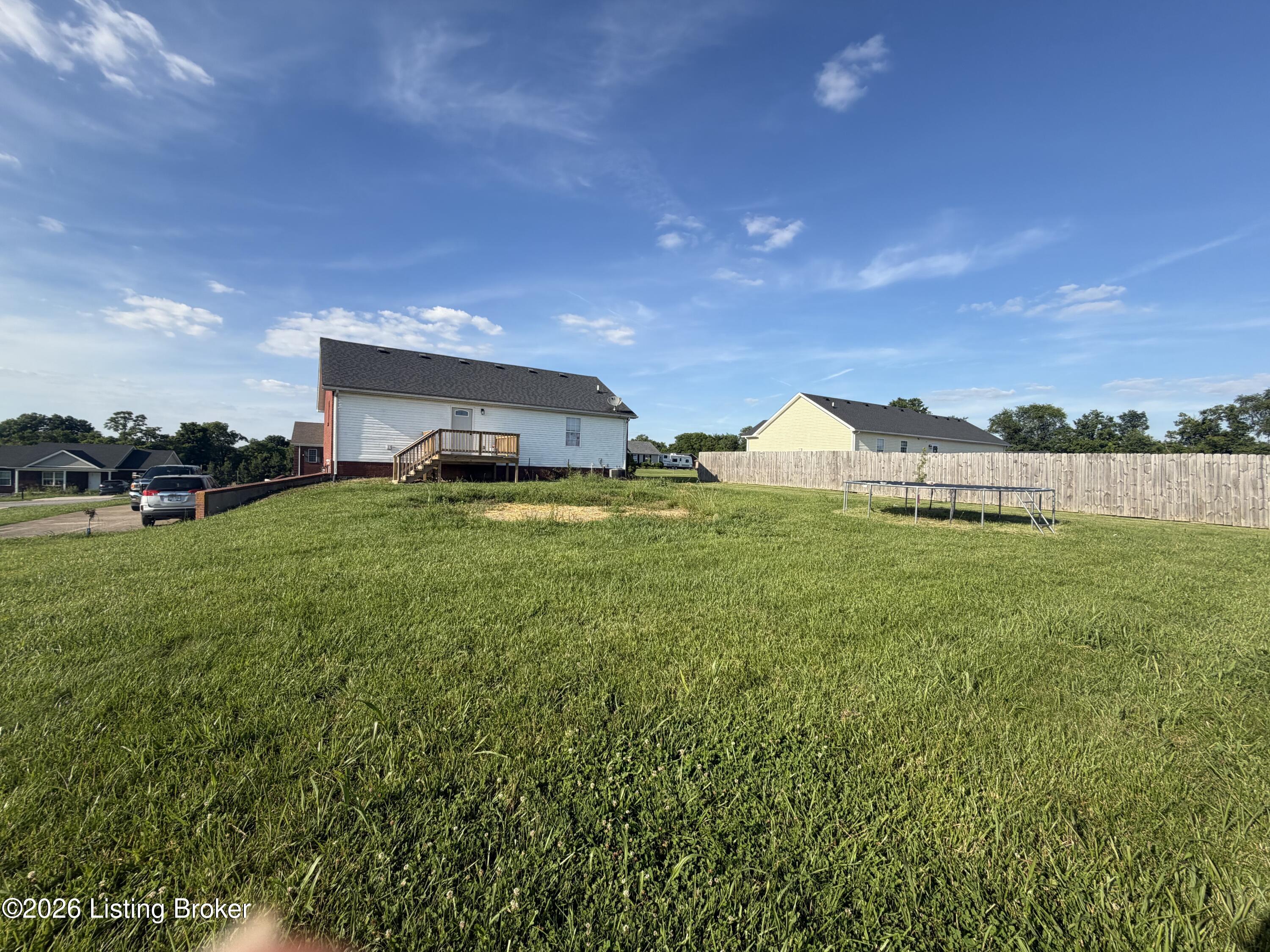 103 Comanche Ct Property Photo 22